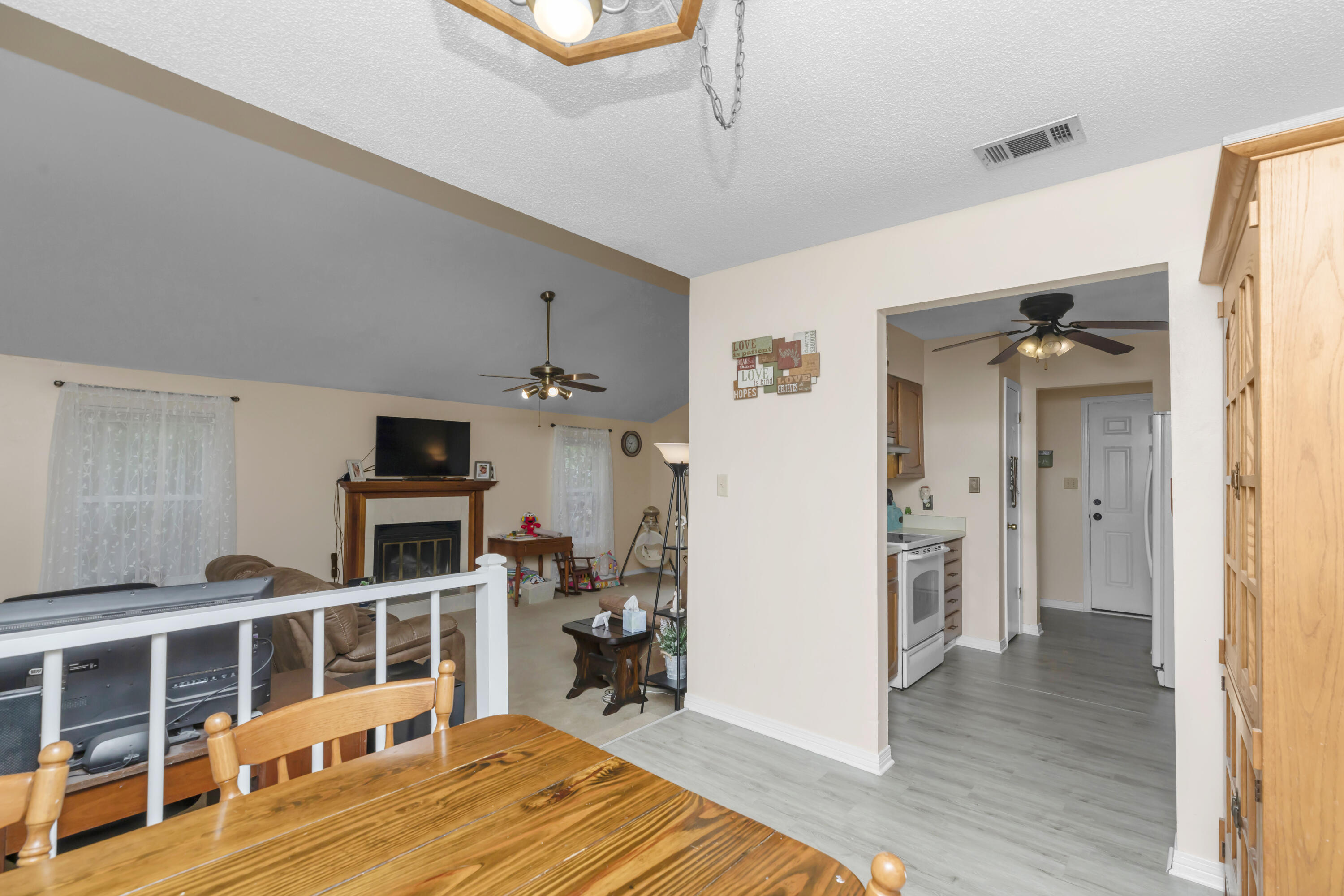CIMARRON ESTATES - Residential