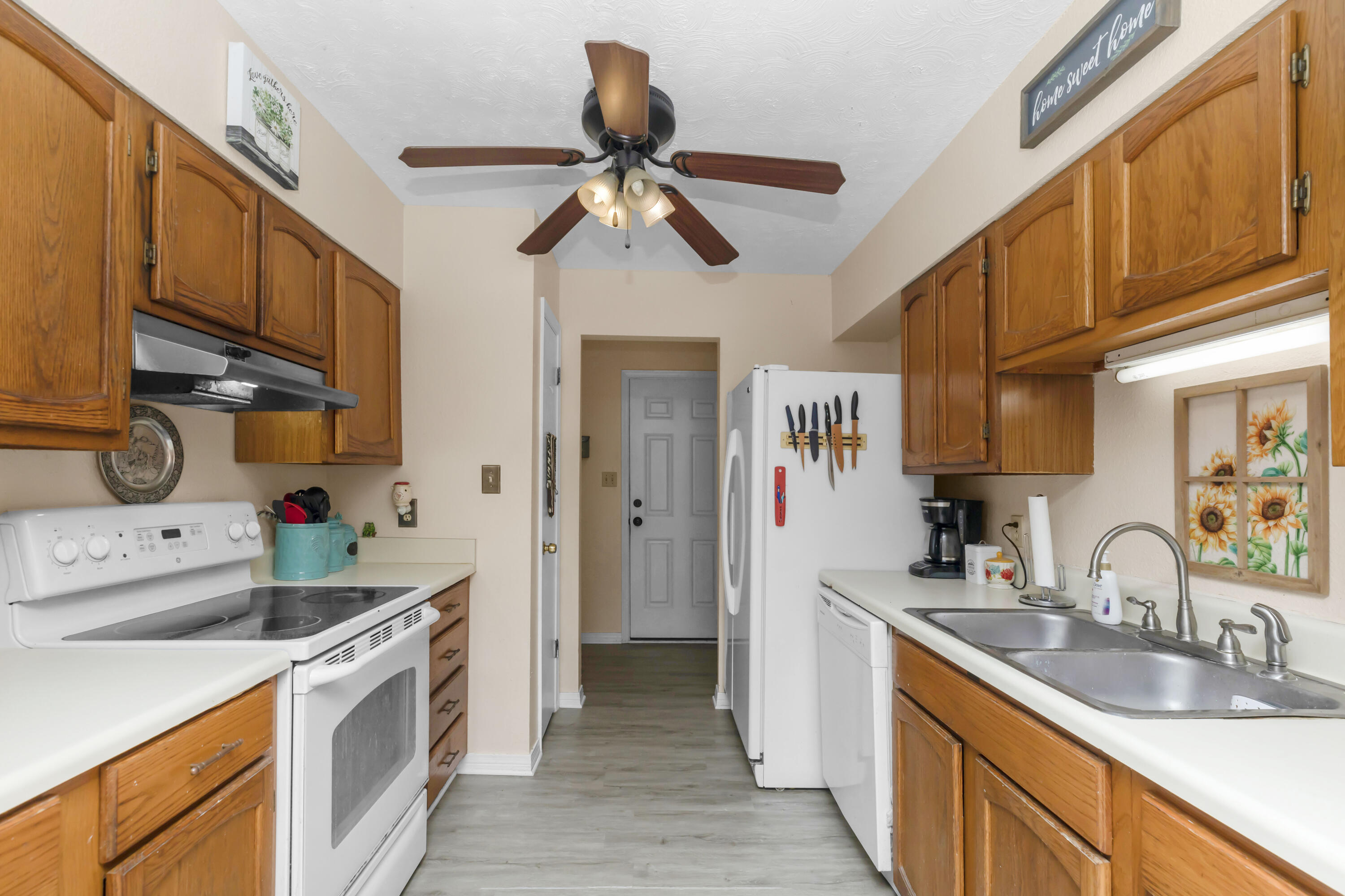 CIMARRON ESTATES - Residential