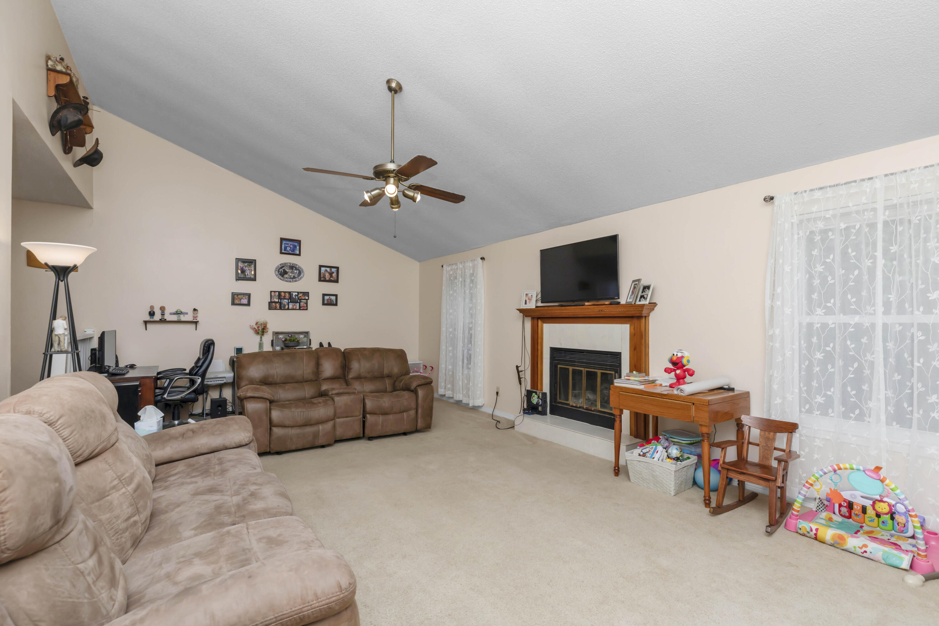 CIMARRON ESTATES - Residential
