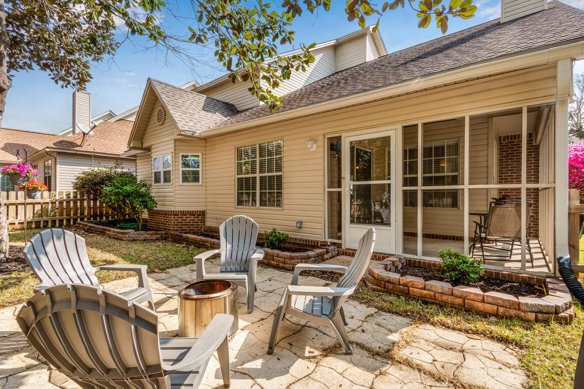 FAIRWAY LAKES PH 1 - Residential