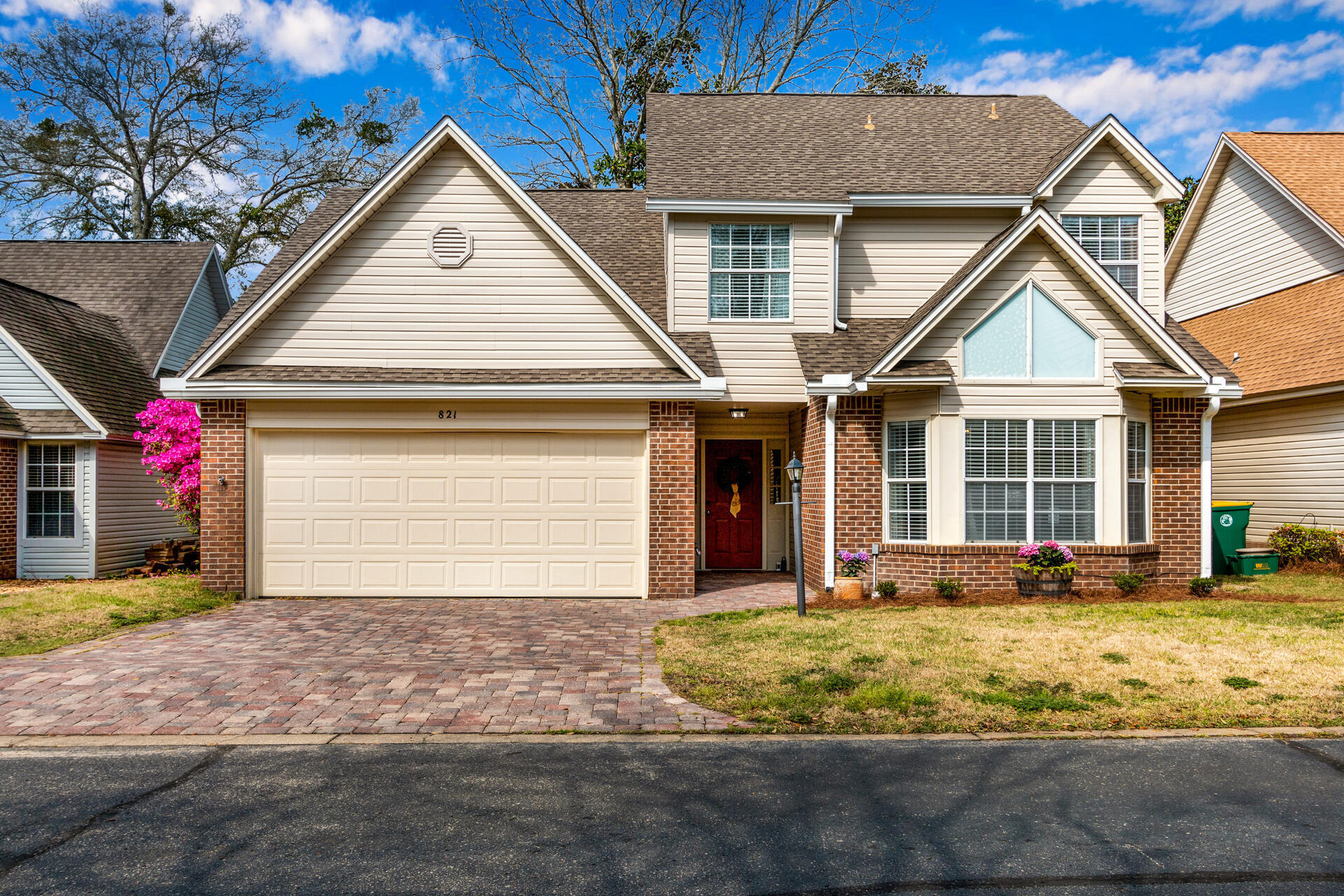 FAIRWAY LAKES PH 1 - Residential