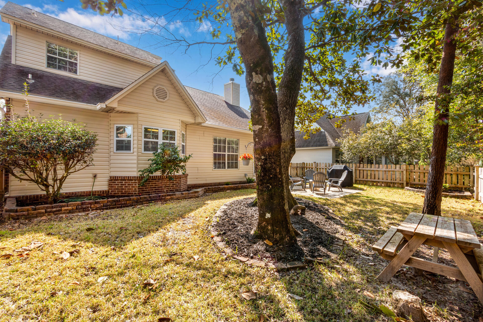 FAIRWAY LAKES PH 1 - Residential