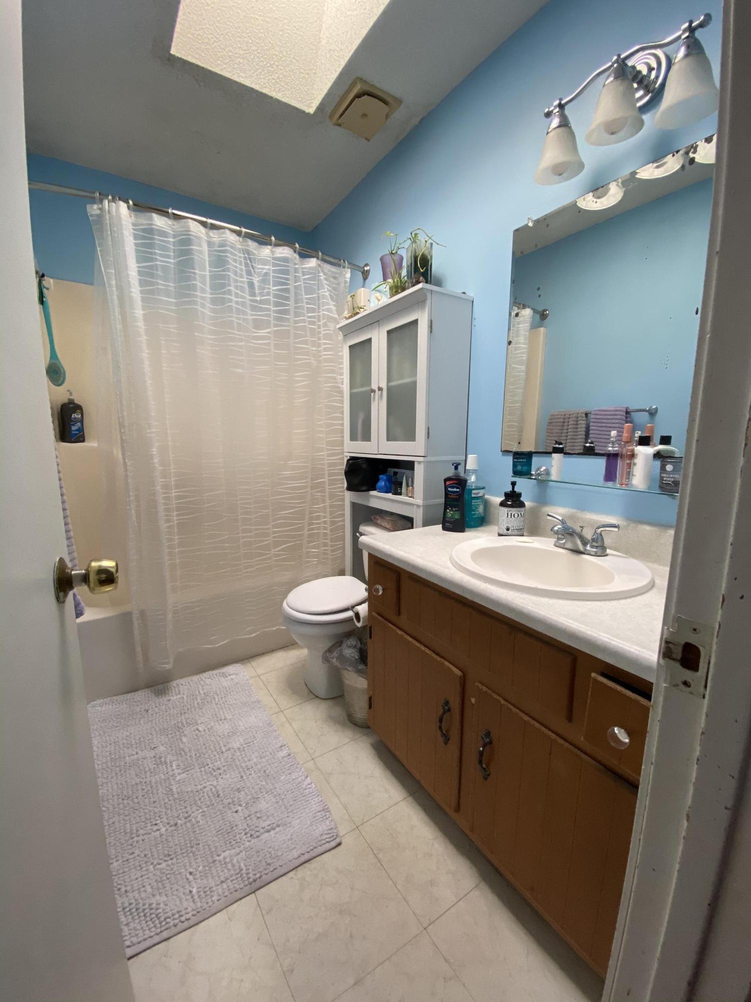 PINE MEADOWS #3 PHASE II LOT 14 BLK A - Residential