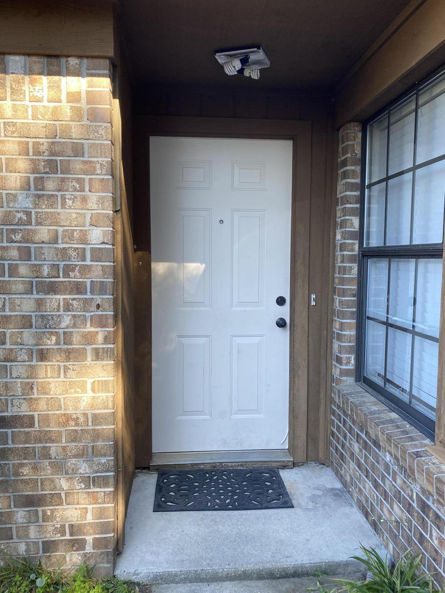 PINE MEADOWS #3 PHASE II LOT 14 BLK A - Residential