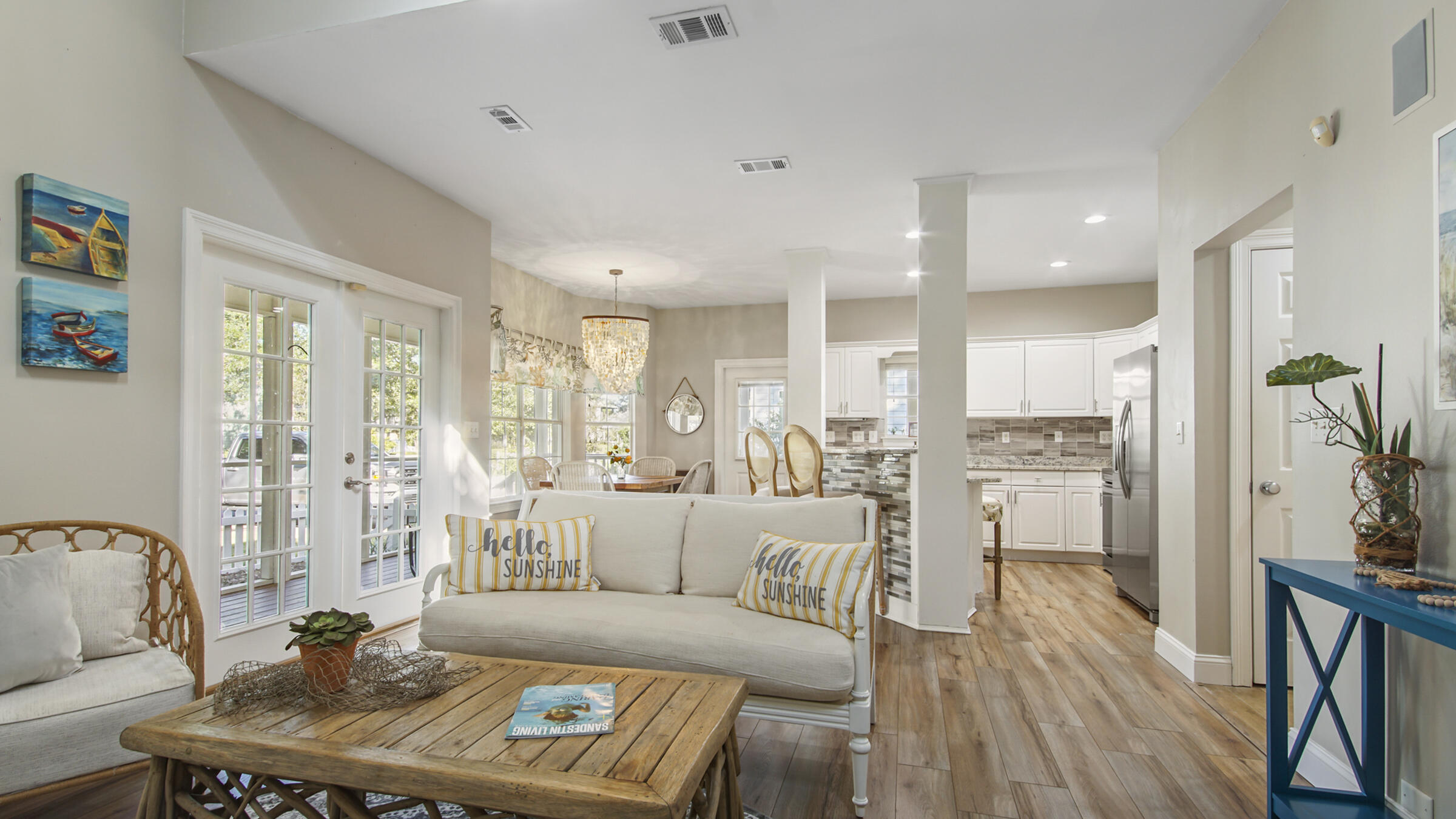 CRYSTAL LAKE - Residential