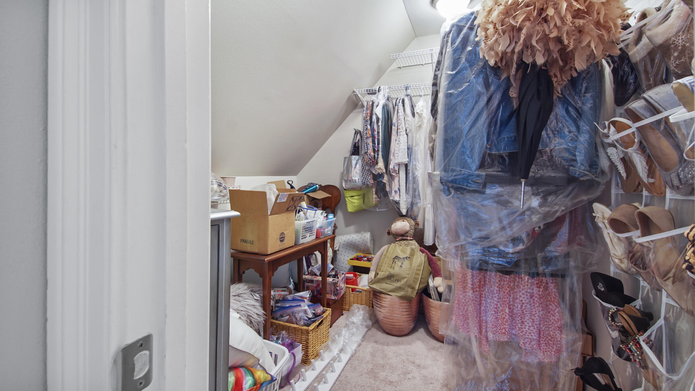 CRYSTAL LAKE - Residential