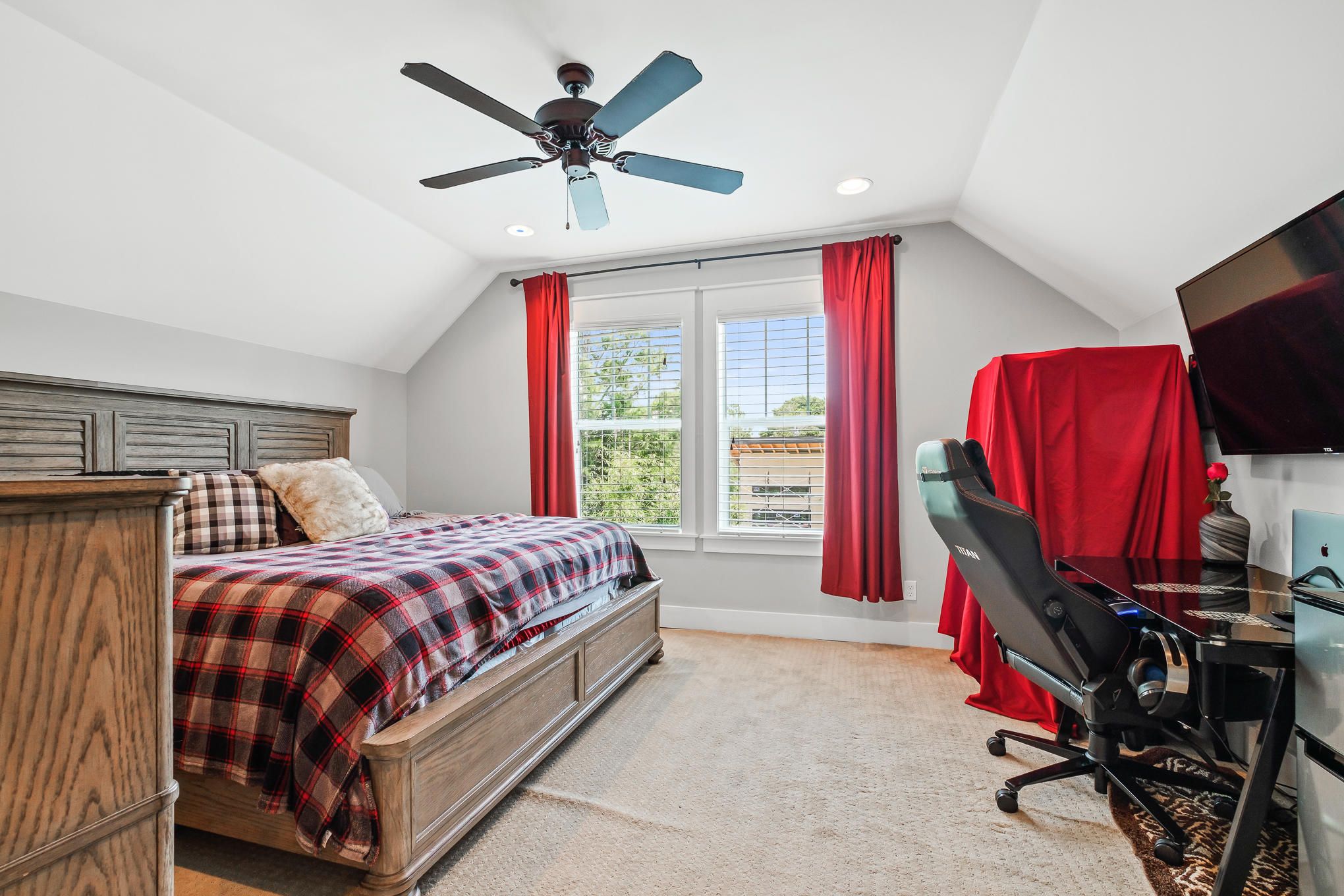 DALTON UNREC - Residential