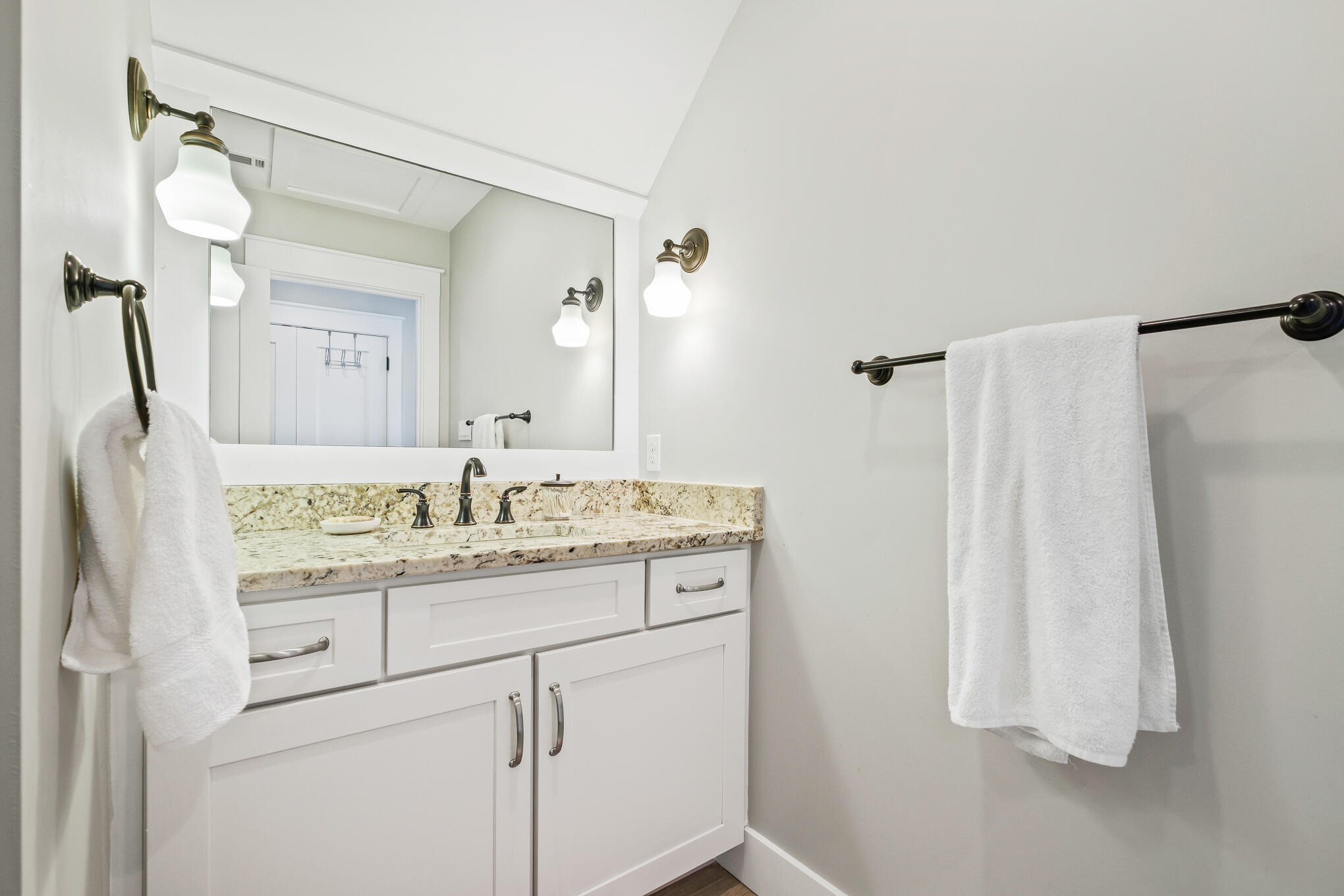 DALTON UNREC - Residential