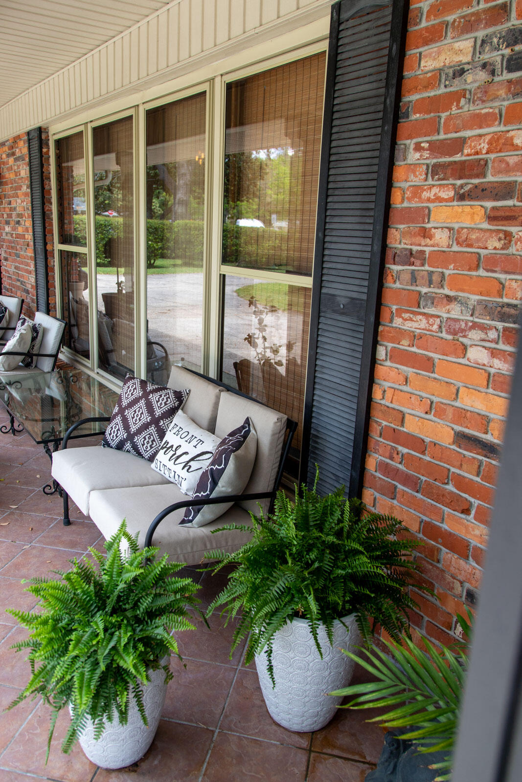 COUNTRY CLUB ESTATES - Residential