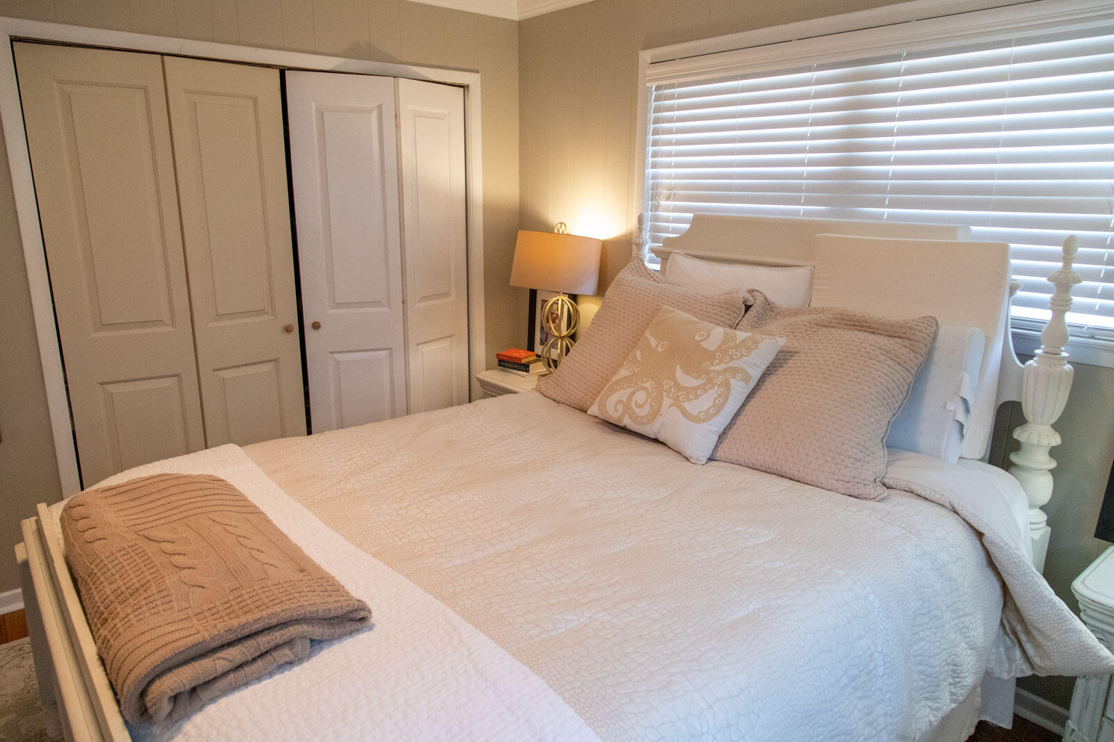 COUNTRY CLUB ESTATES - Residential