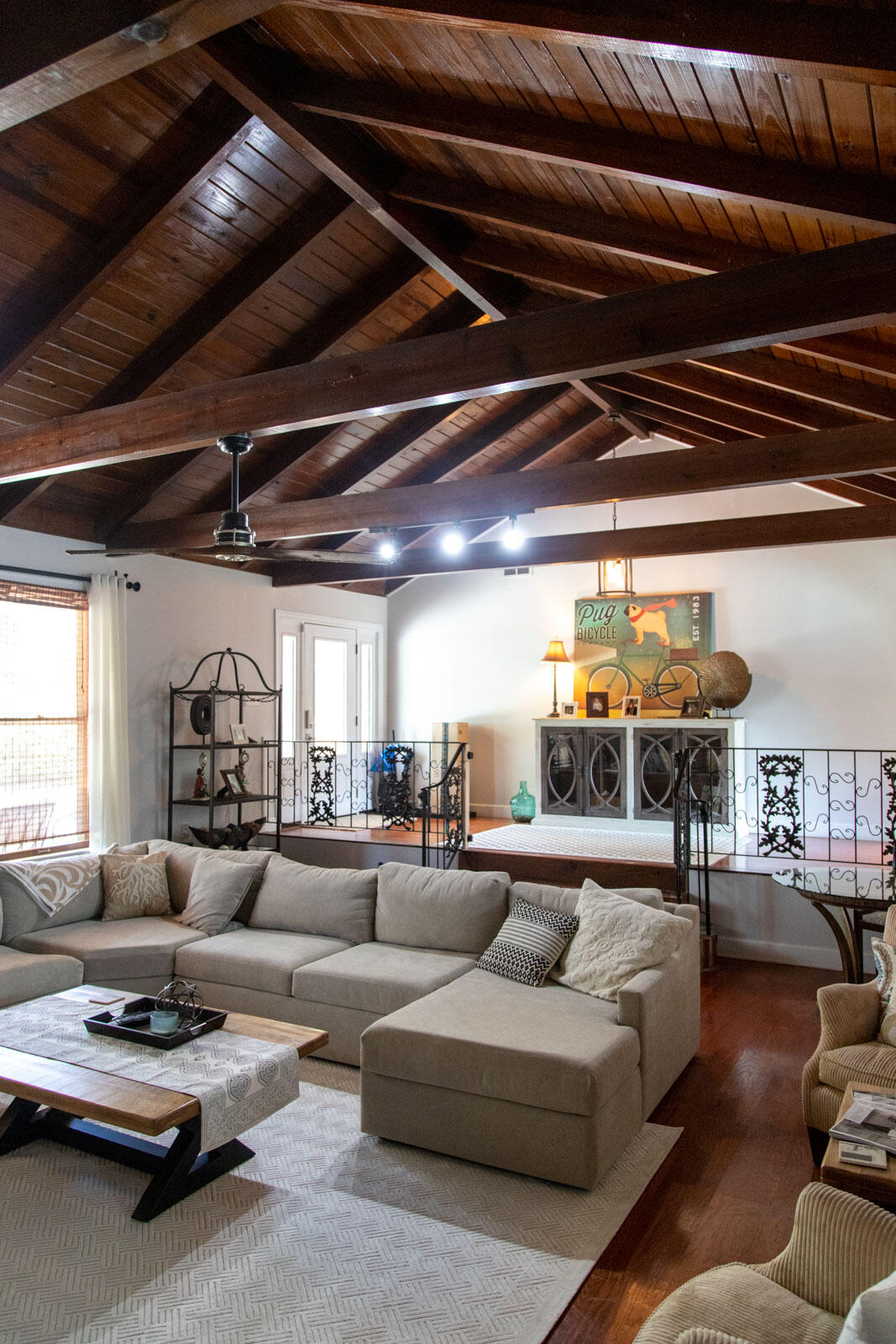 COUNTRY CLUB ESTATES - Residential