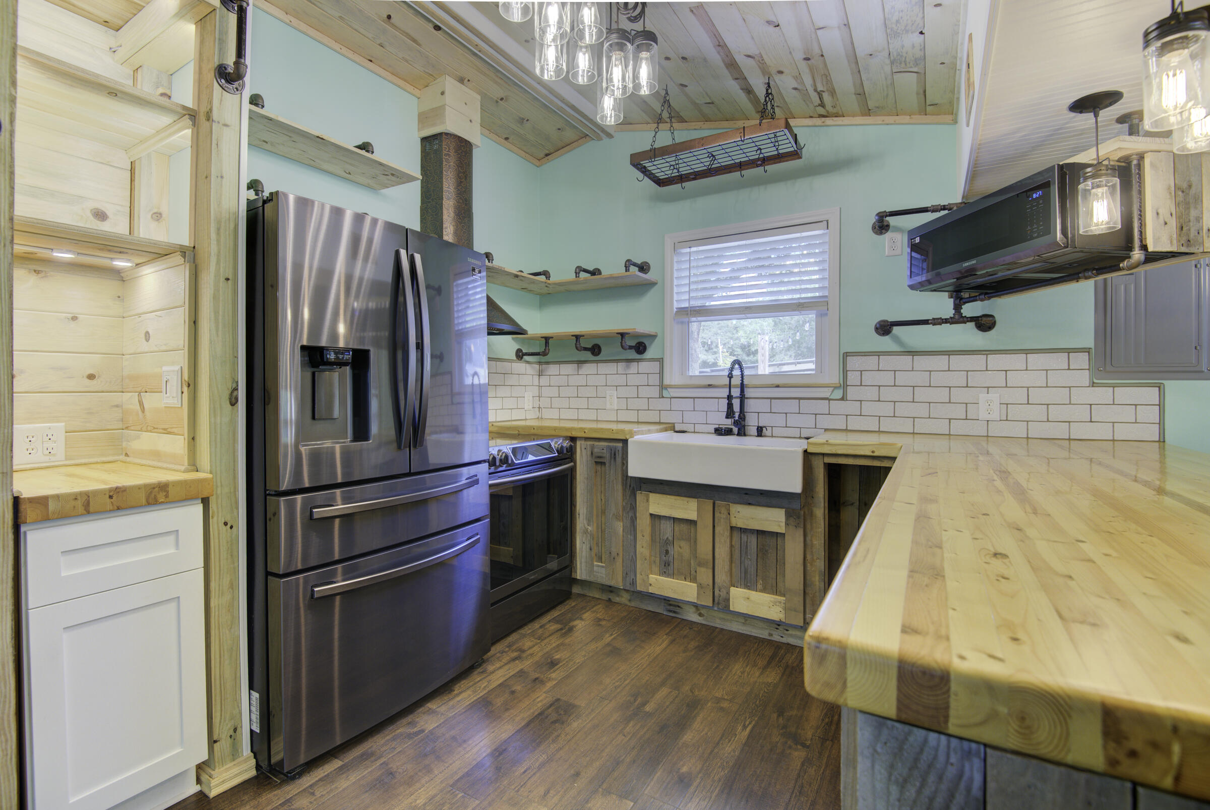 Bunker Creek - Residential