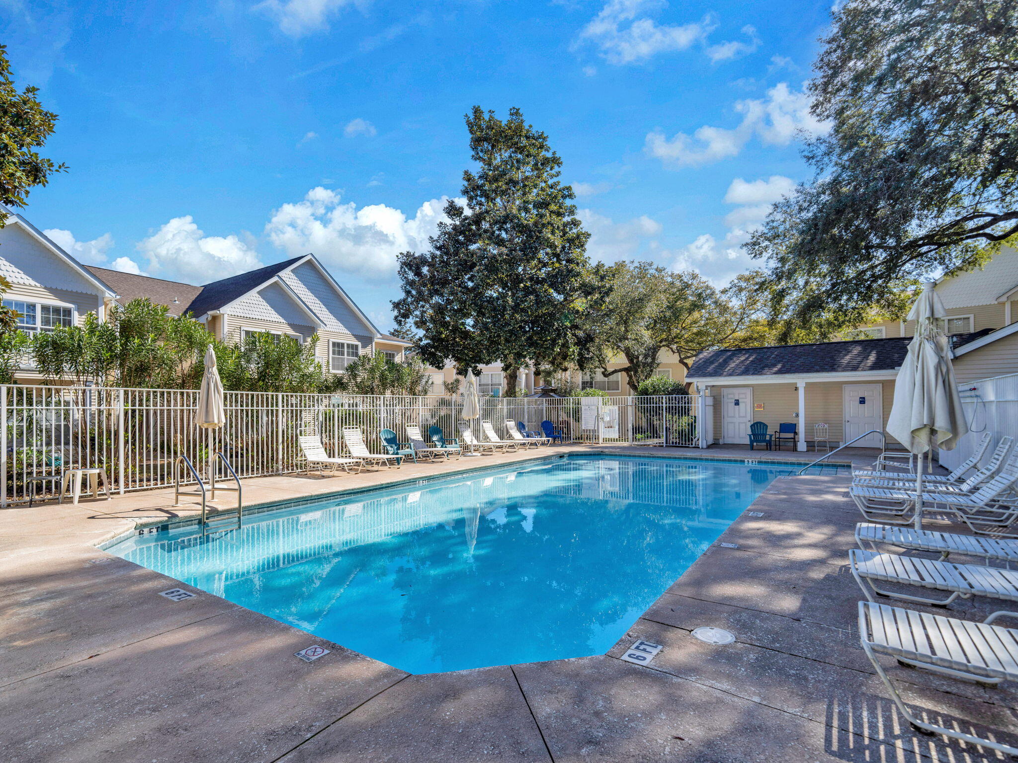 THE OAKS AT NICEVILLE PH I - Residential