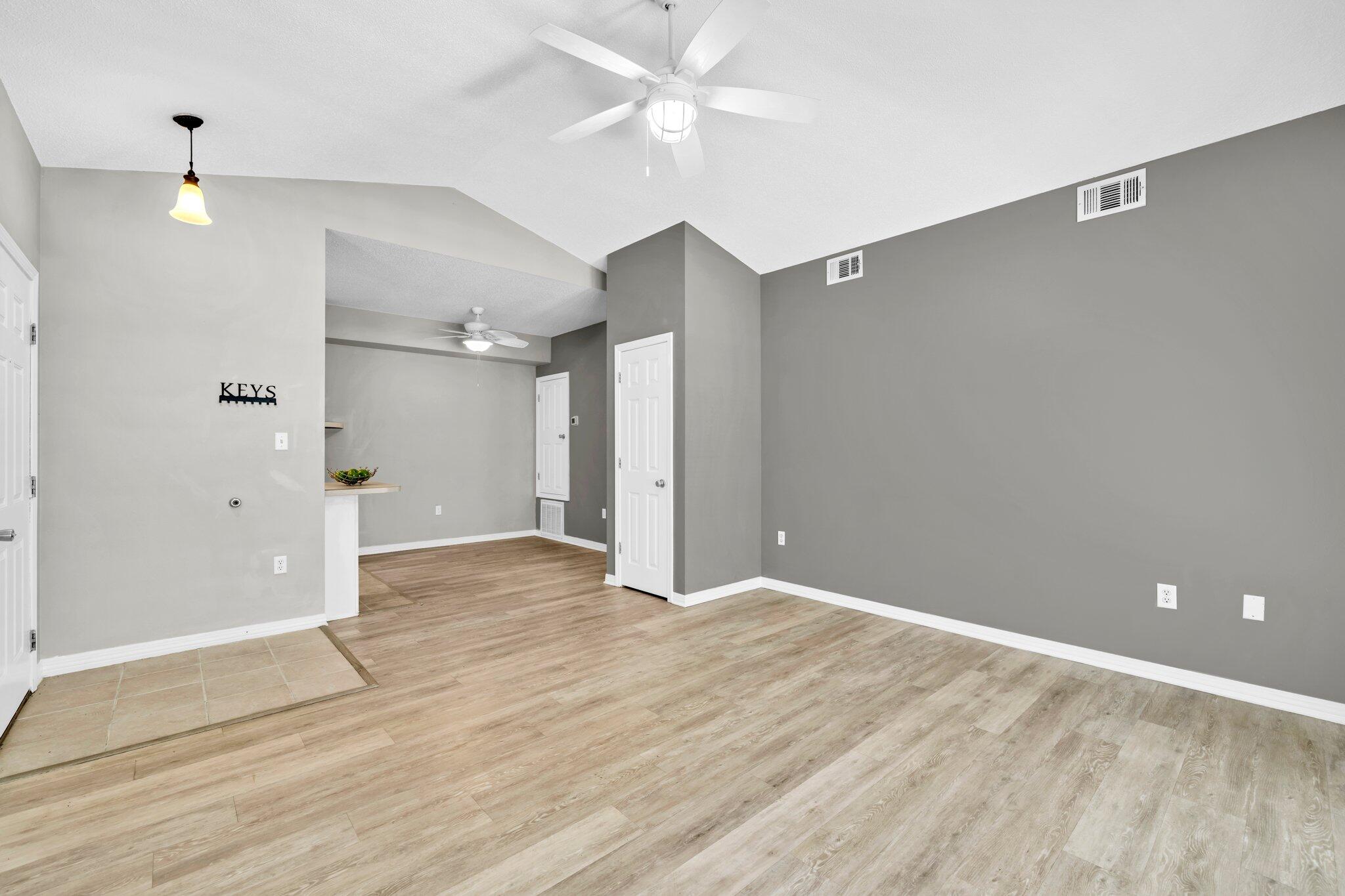 THE OAKS AT NICEVILLE PH I - Residential