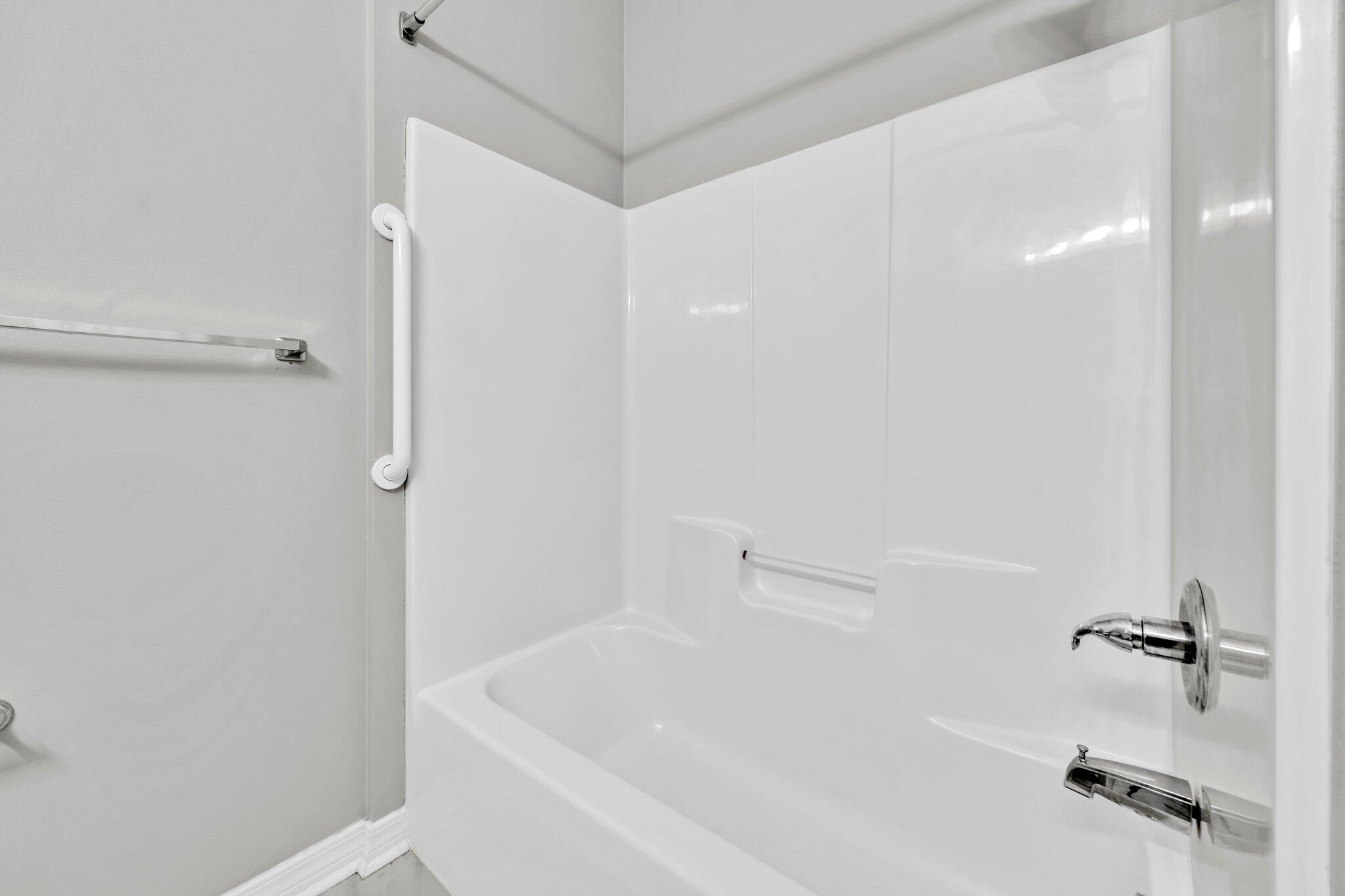 THE OAKS AT NICEVILLE PH I - Residential