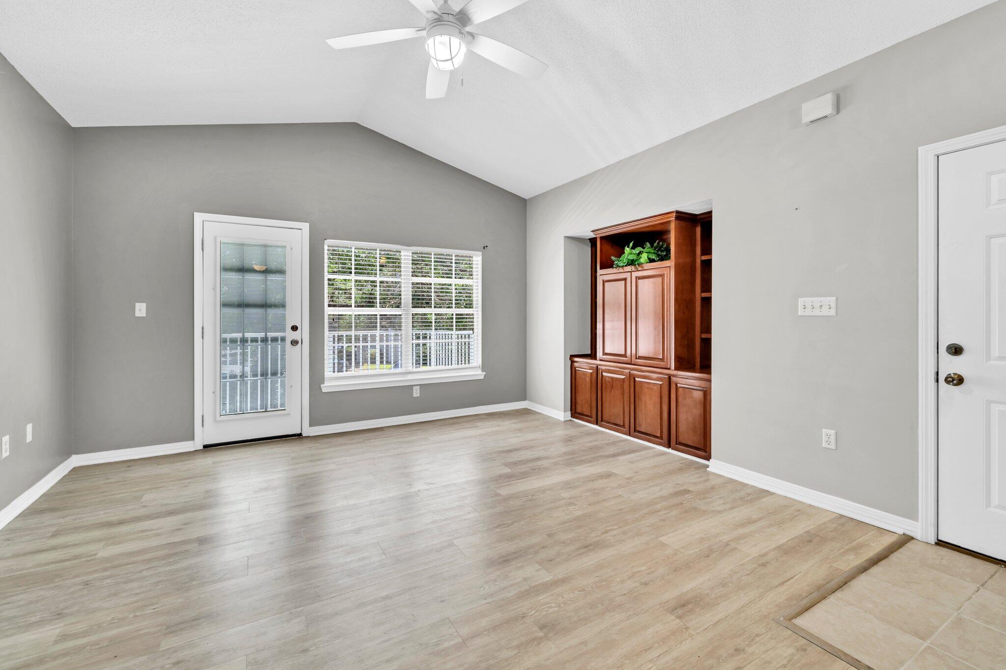 THE OAKS AT NICEVILLE PH I - Residential