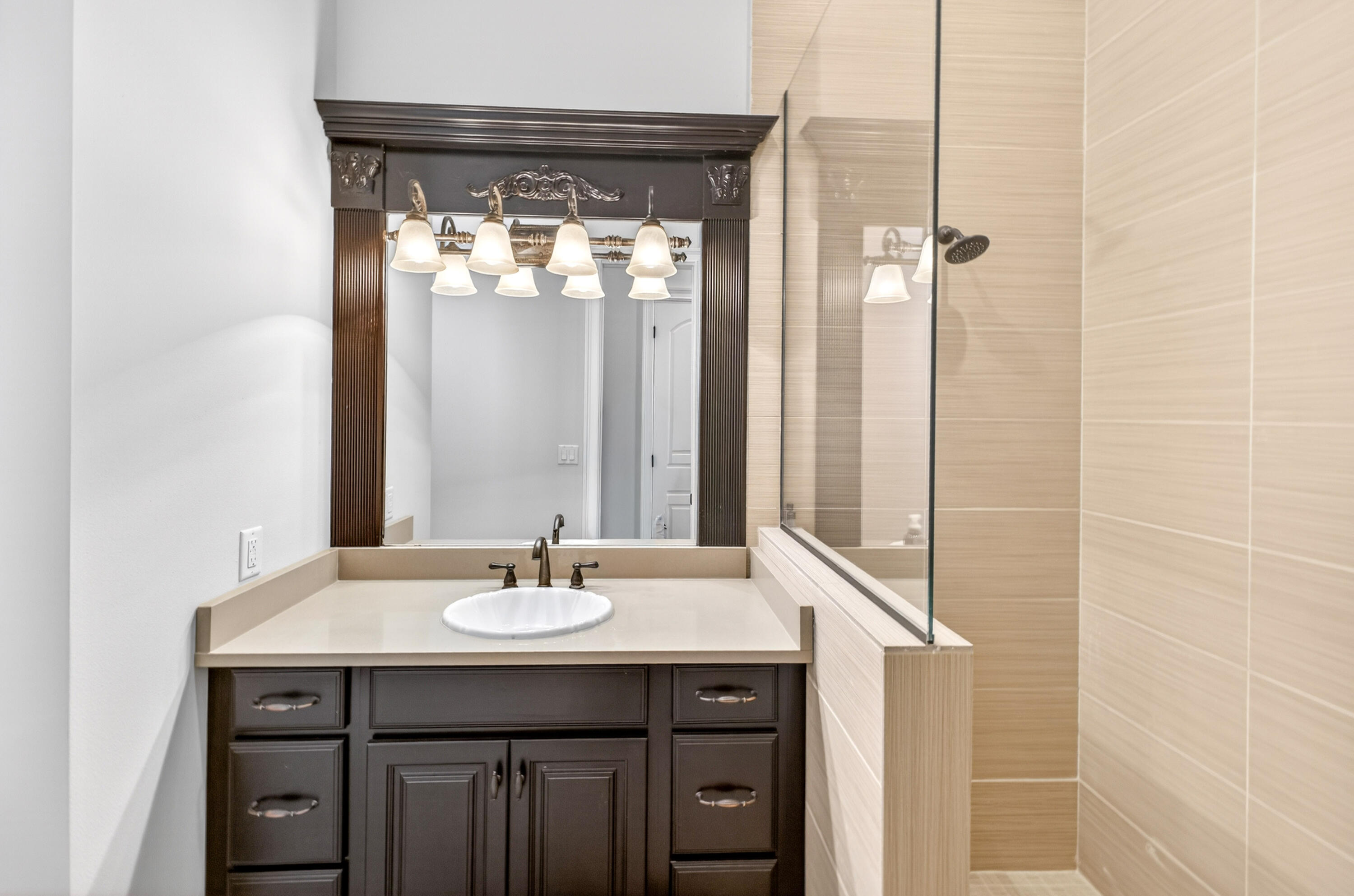 HOLIDAY ISLE - Residential