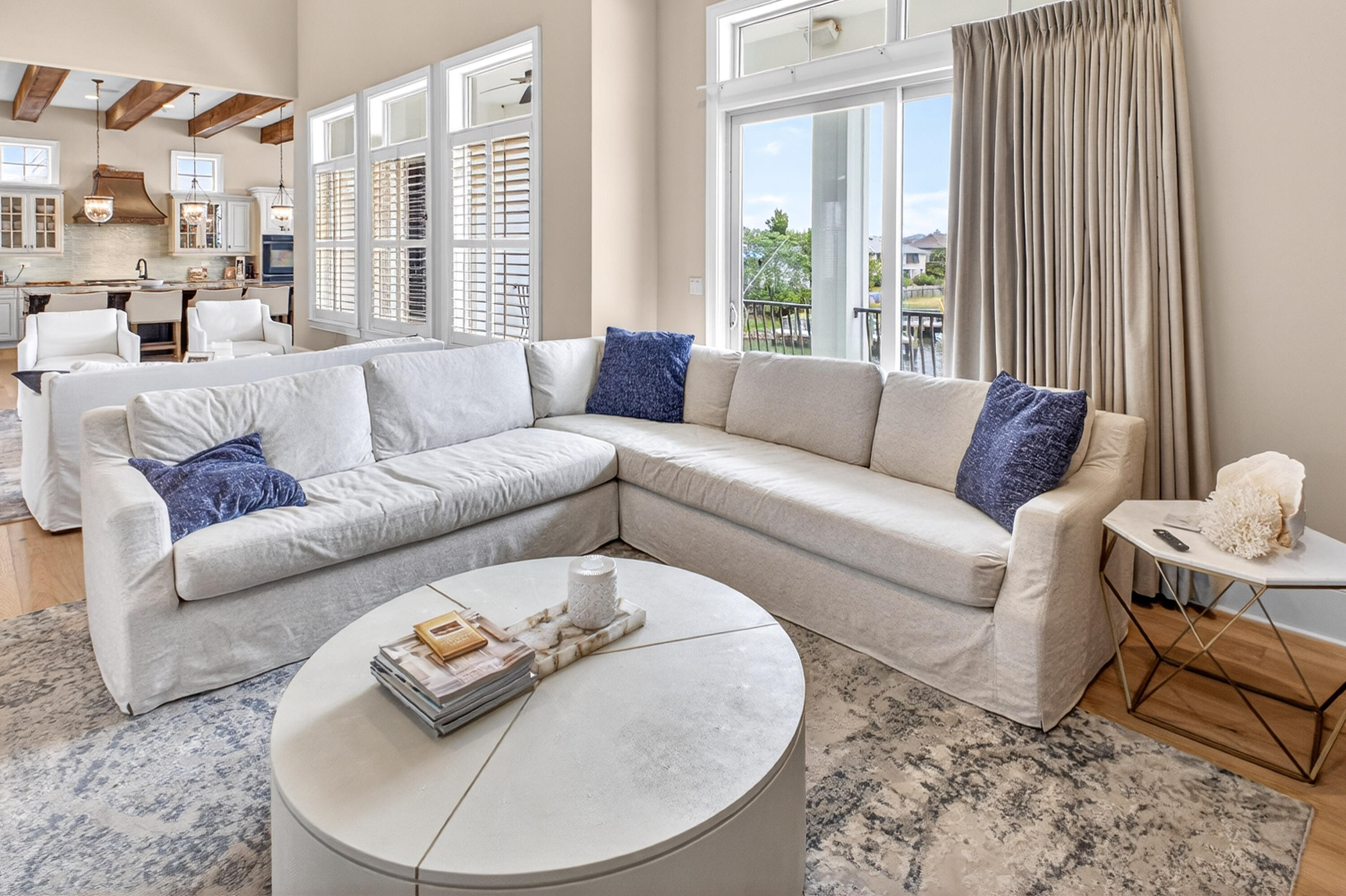 HOLIDAY ISLE - Residential