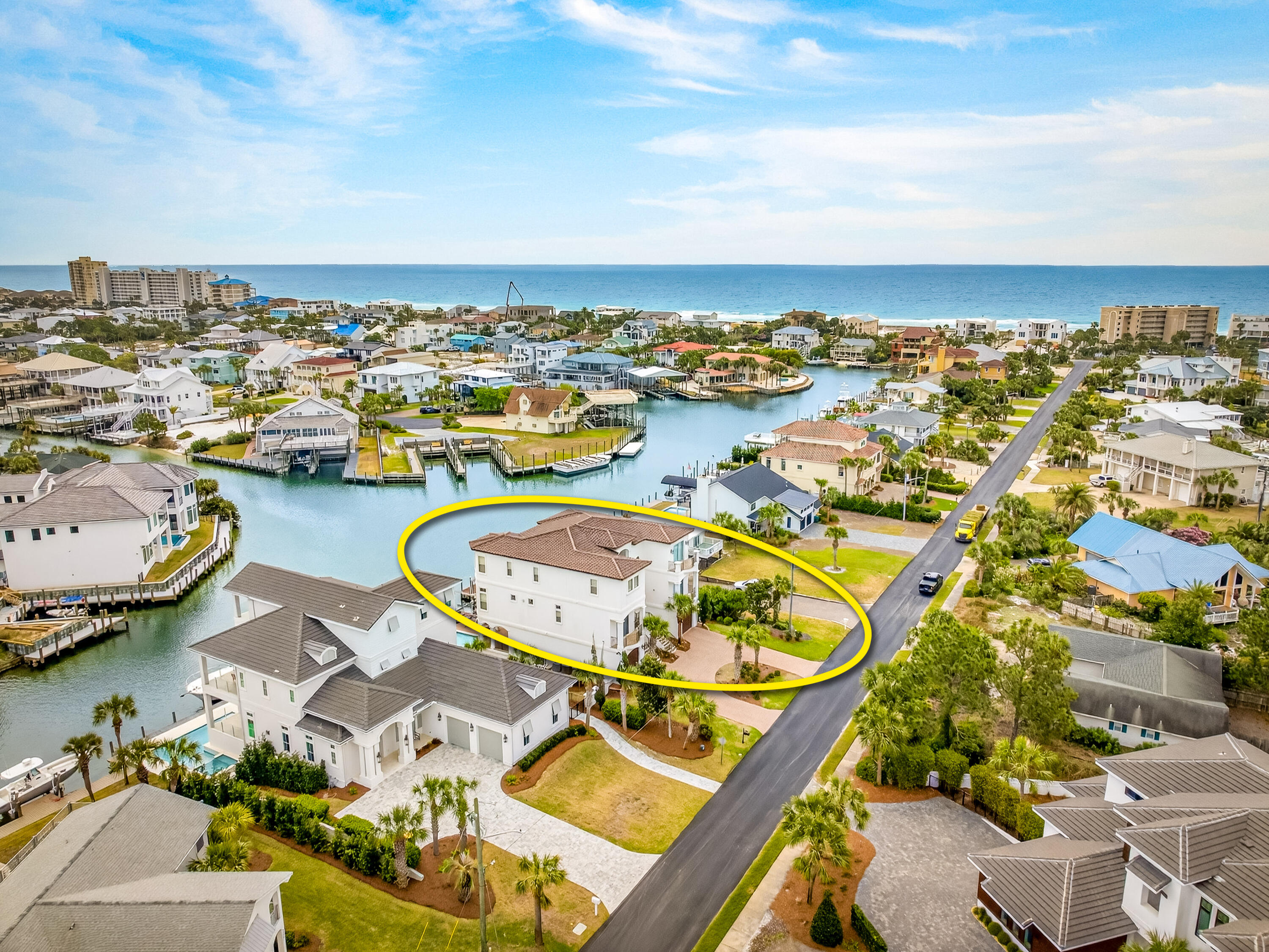 HOLIDAY ISLE - Residential