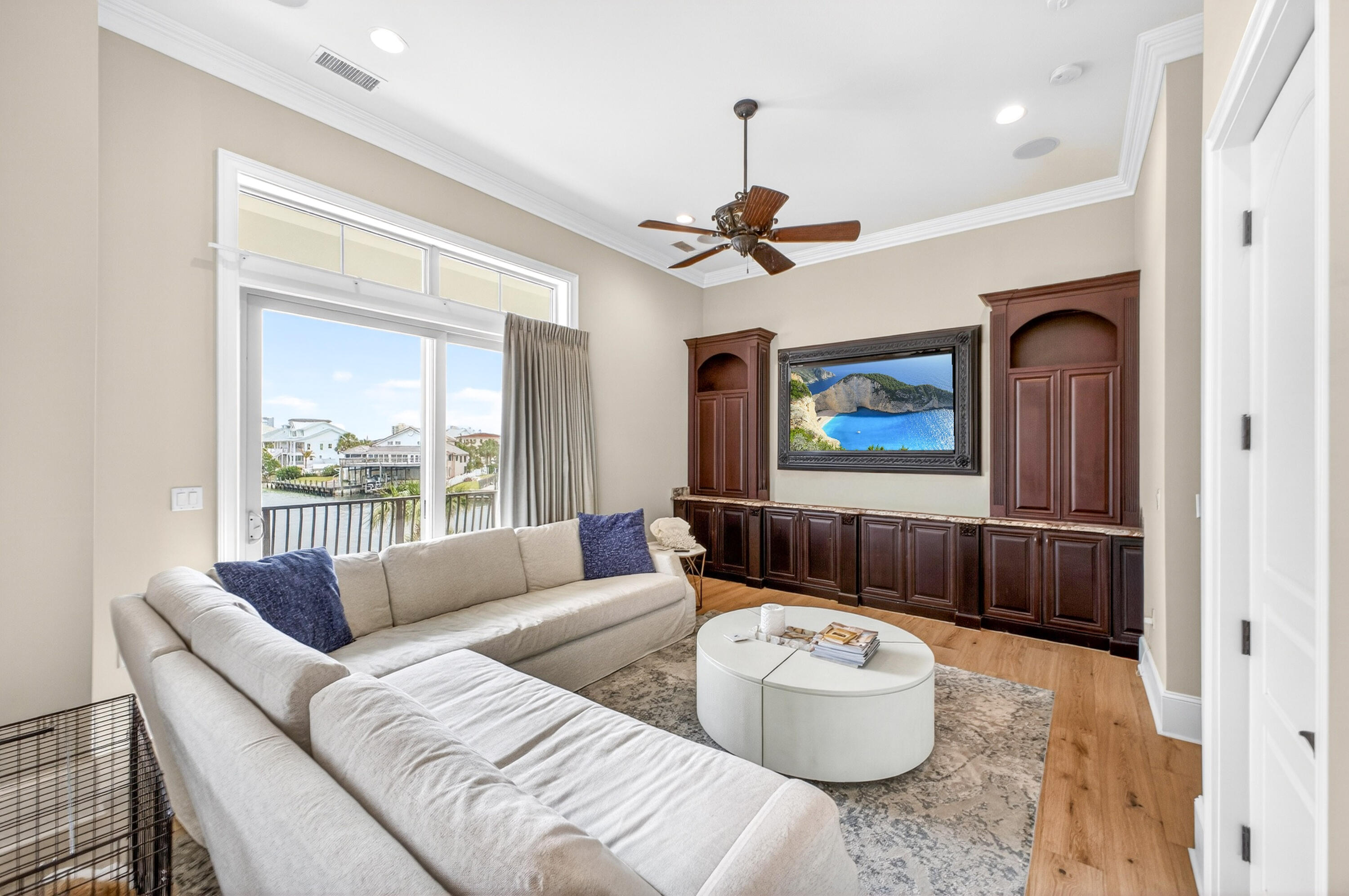 HOLIDAY ISLE - Residential