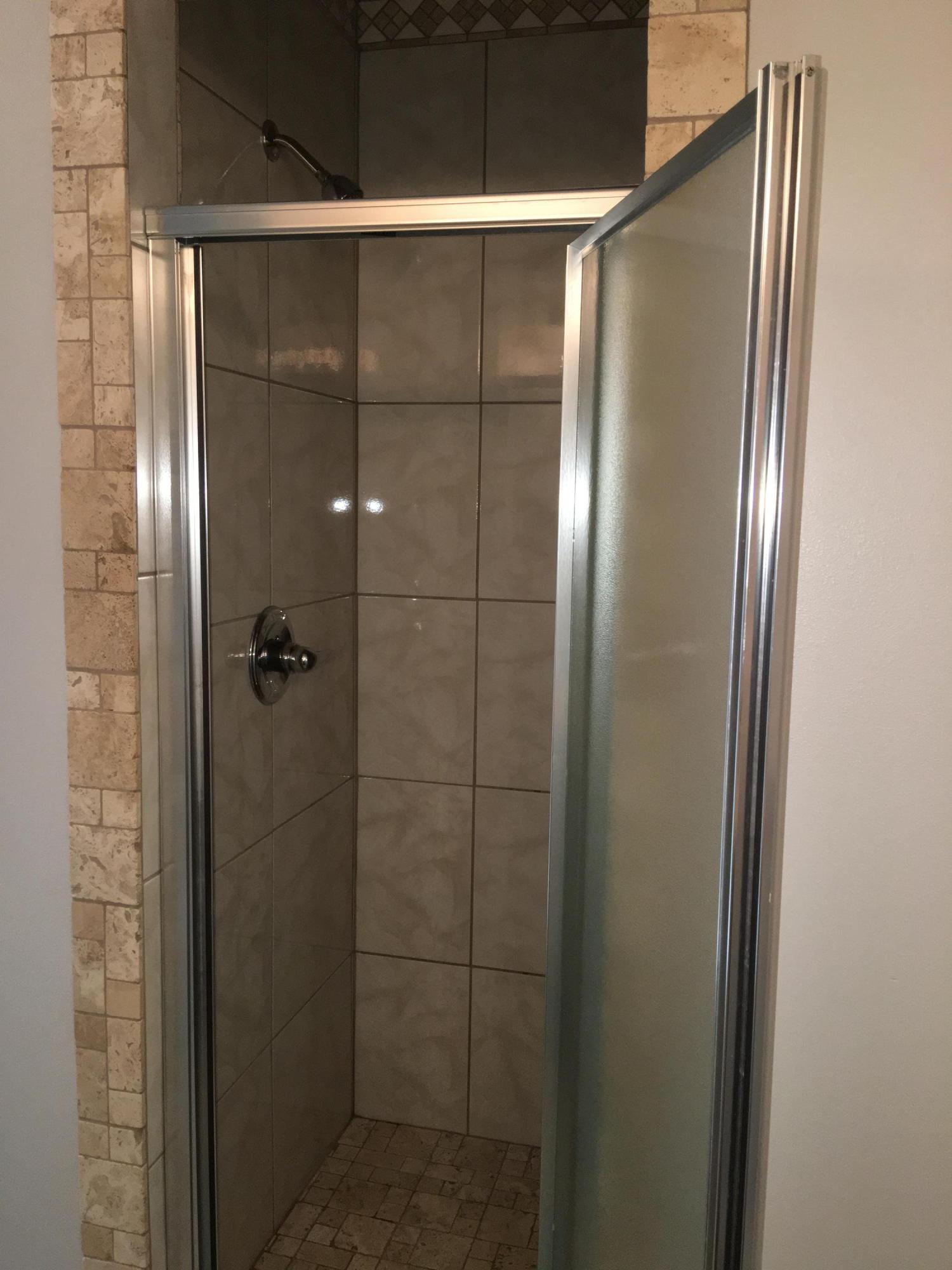 NORTHVIEW ESTATES 5TH ADDN - Residential