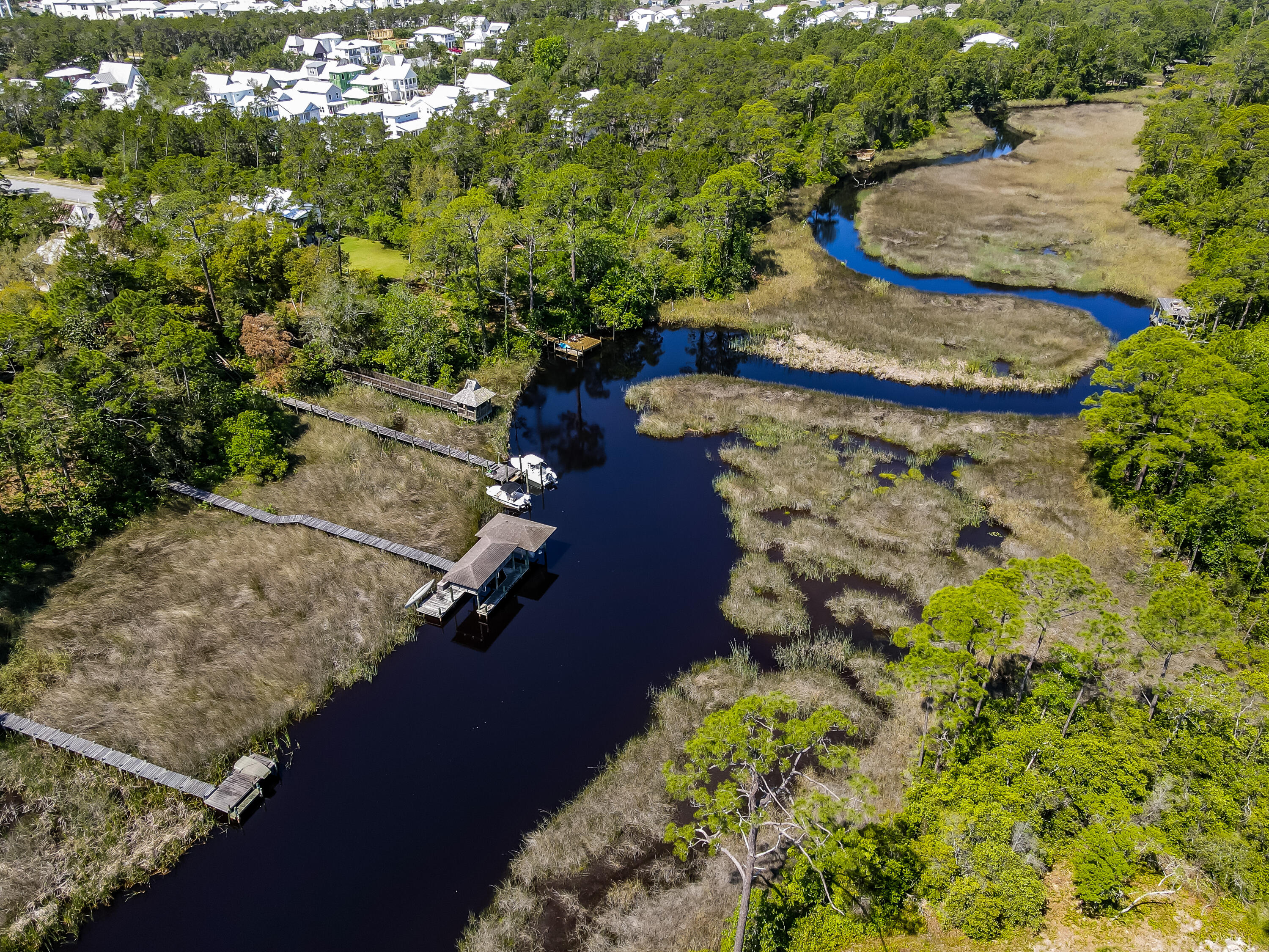 LAKE SHORE ESTATES - Residential