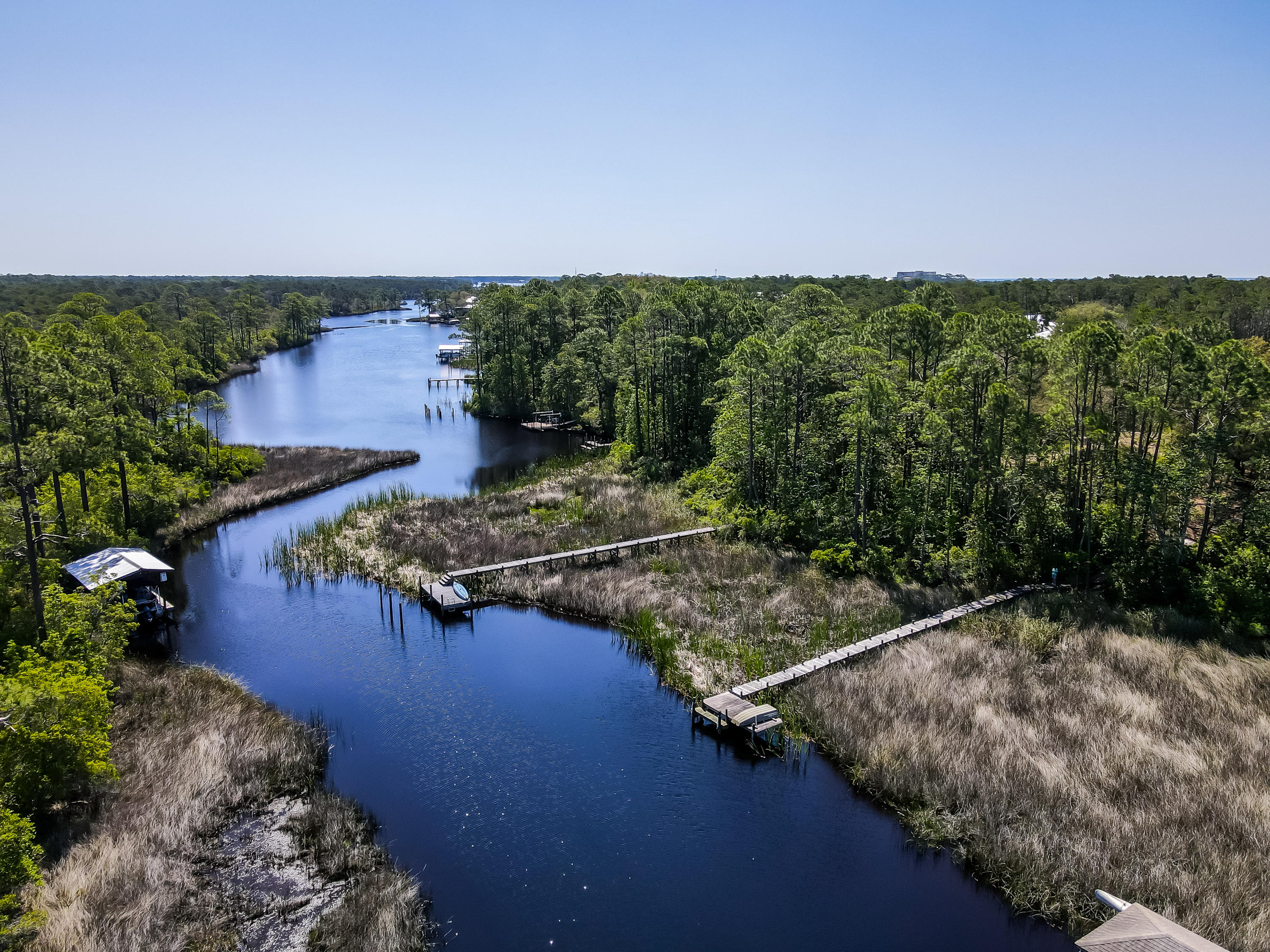 LAKE SHORE ESTATES - Residential