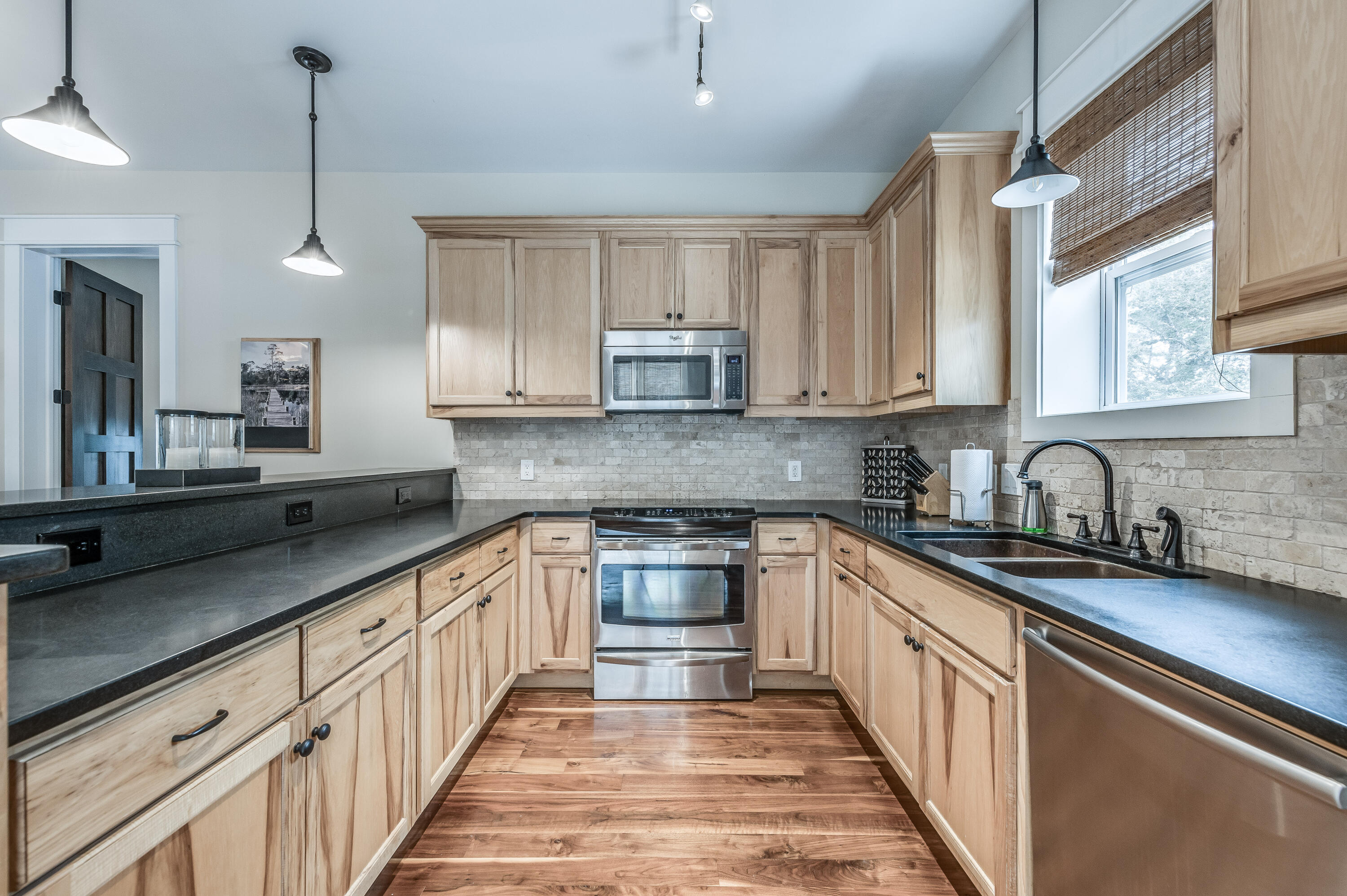 LAKE SHORE ESTATES - Residential