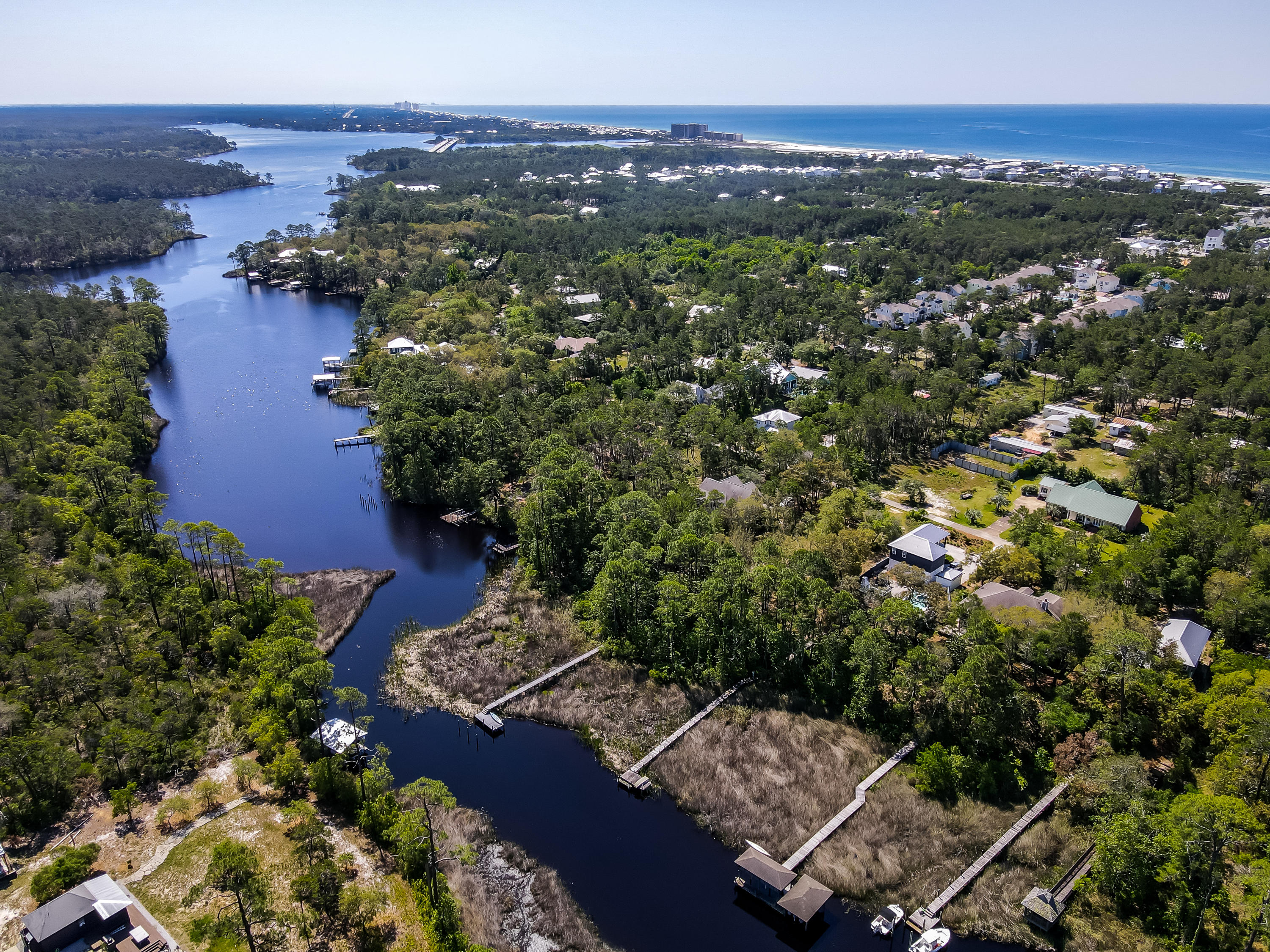 LAKE SHORE ESTATES - Residential