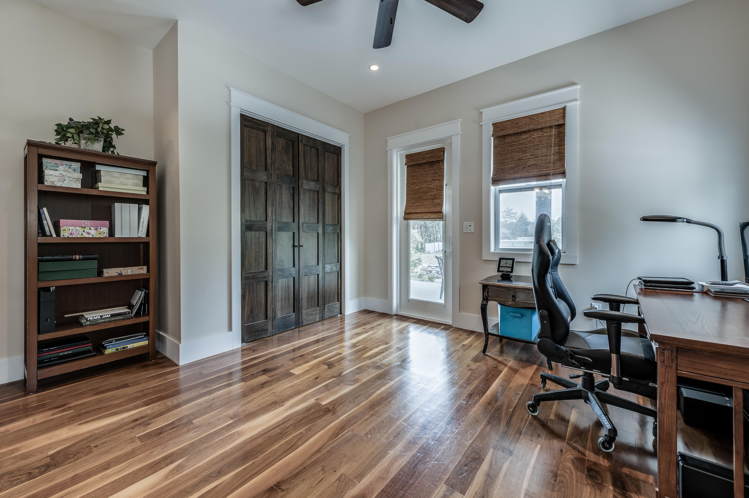 LAKE SHORE ESTATES - Residential