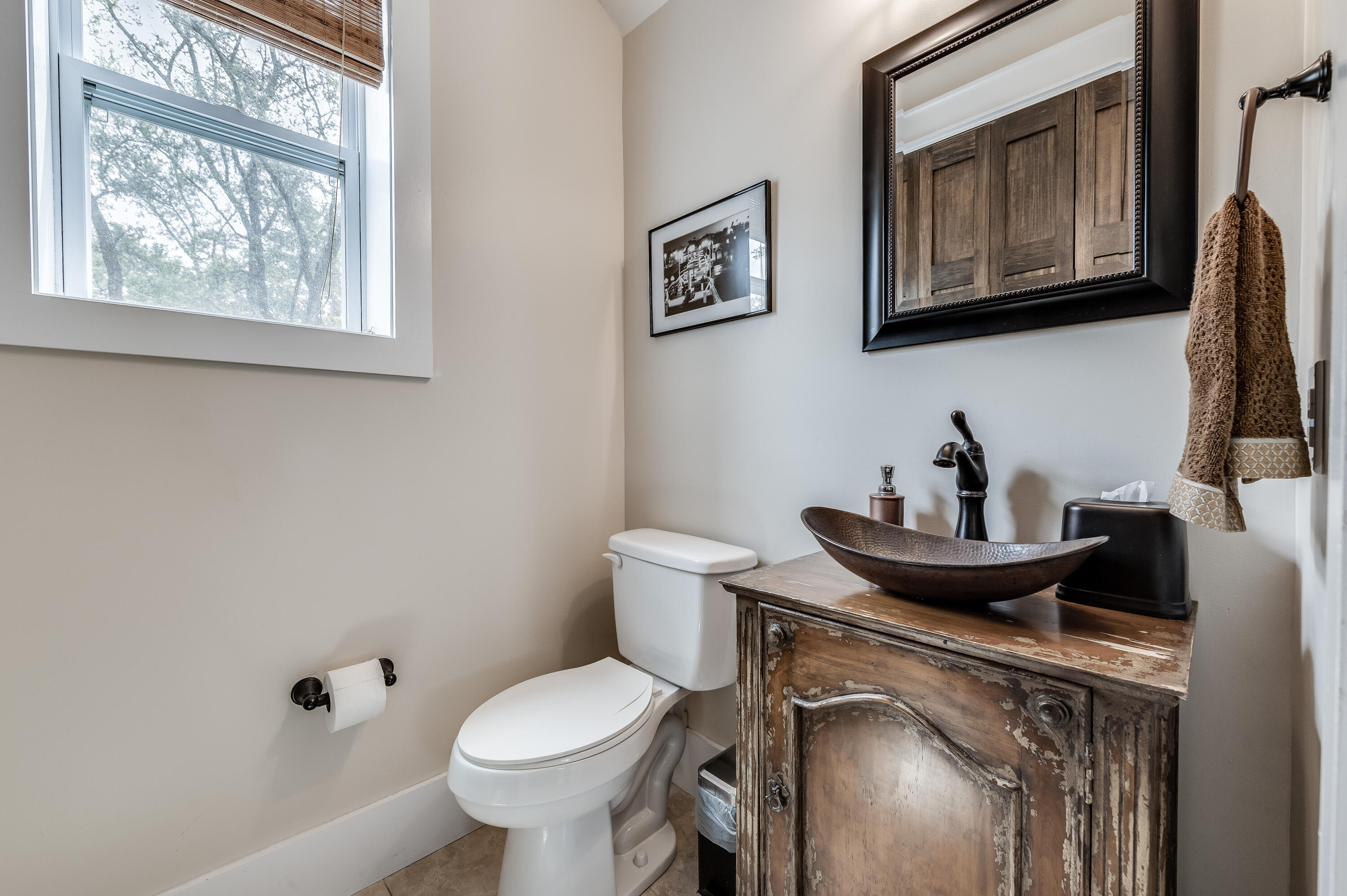 LAKE SHORE ESTATES - Residential