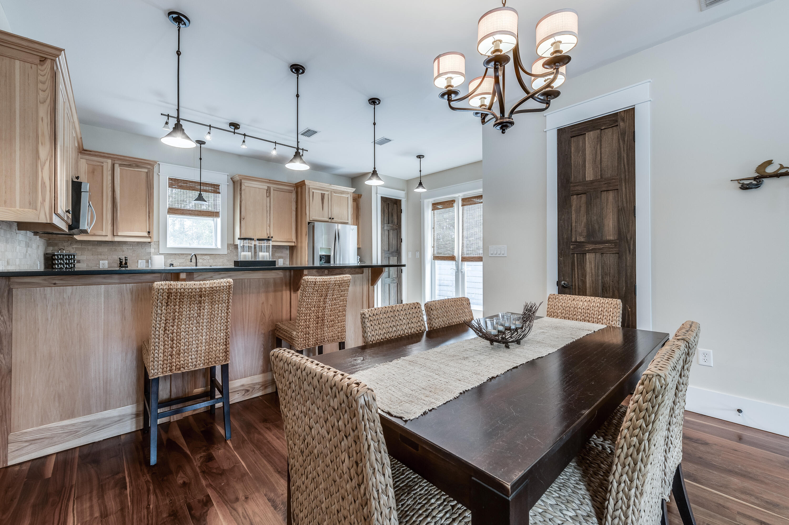 LAKE SHORE ESTATES - Residential