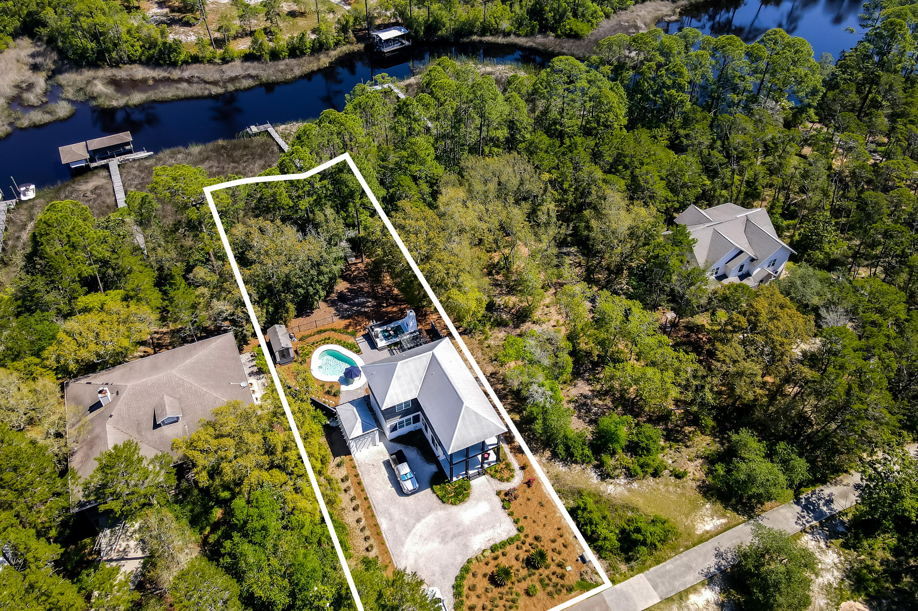 LAKE SHORE ESTATES - Residential