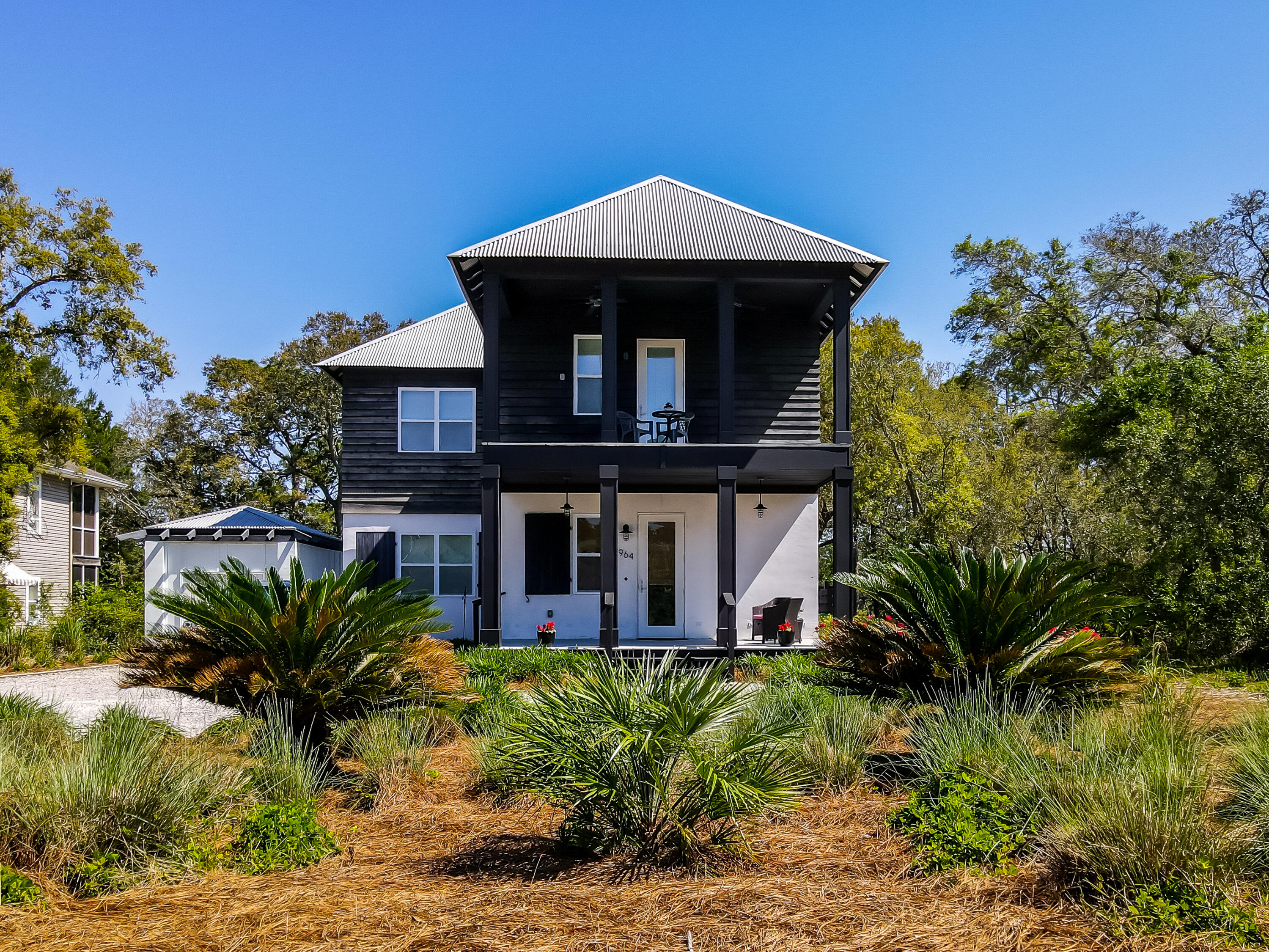 LAKE SHORE ESTATES - Residential
