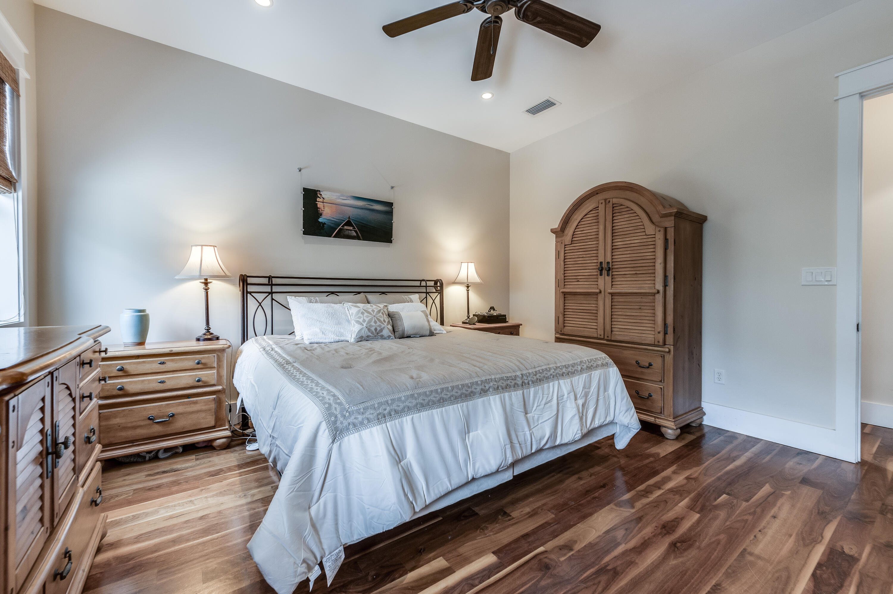 LAKE SHORE ESTATES - Residential