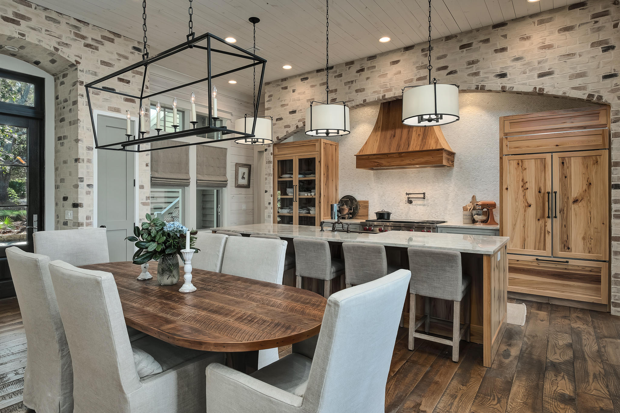 LAKE SHORE ESTATES - Residential