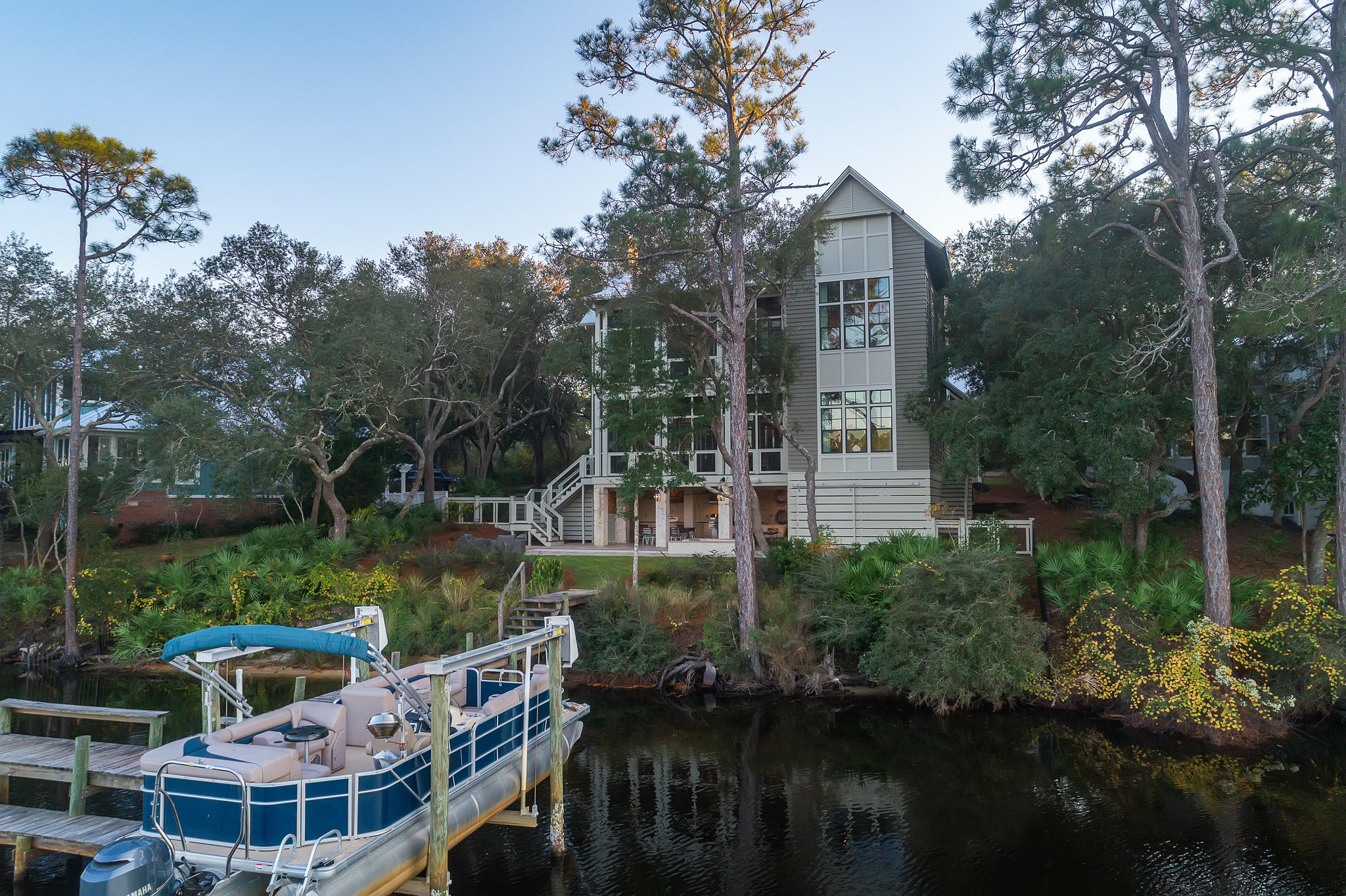 LAKE SHORE ESTATES - Residential