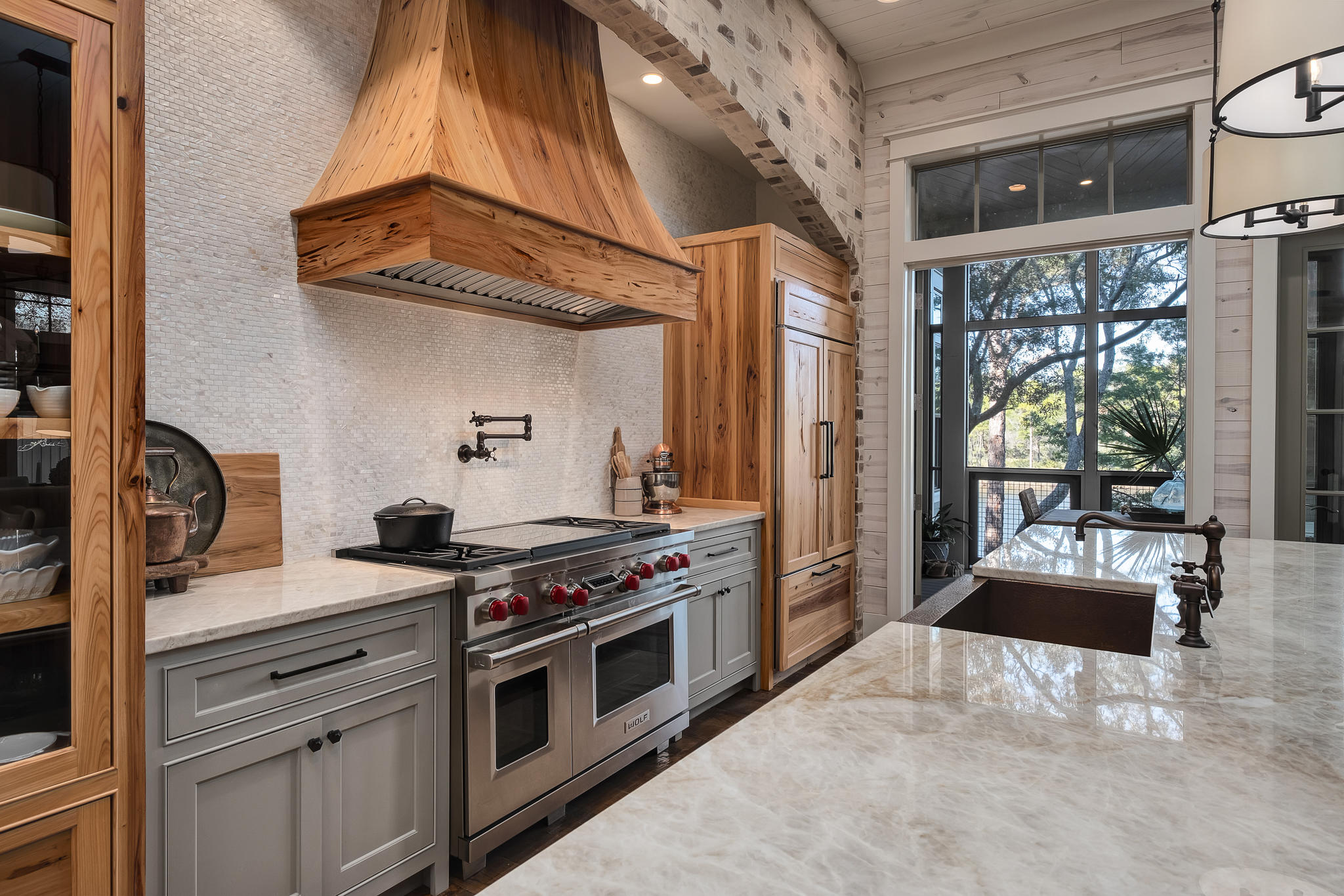 LAKE SHORE ESTATES - Residential