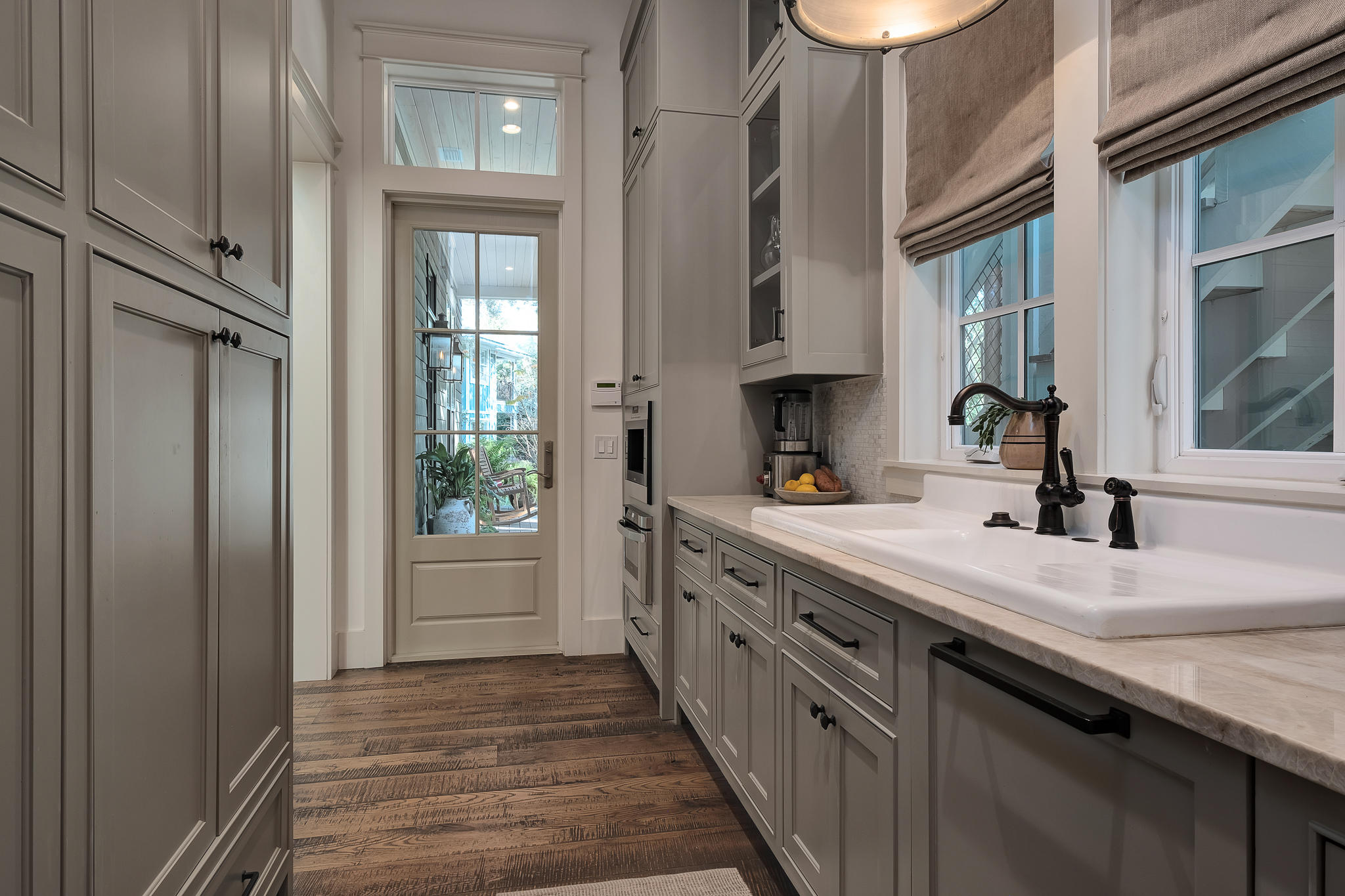 LAKE SHORE ESTATES - Residential