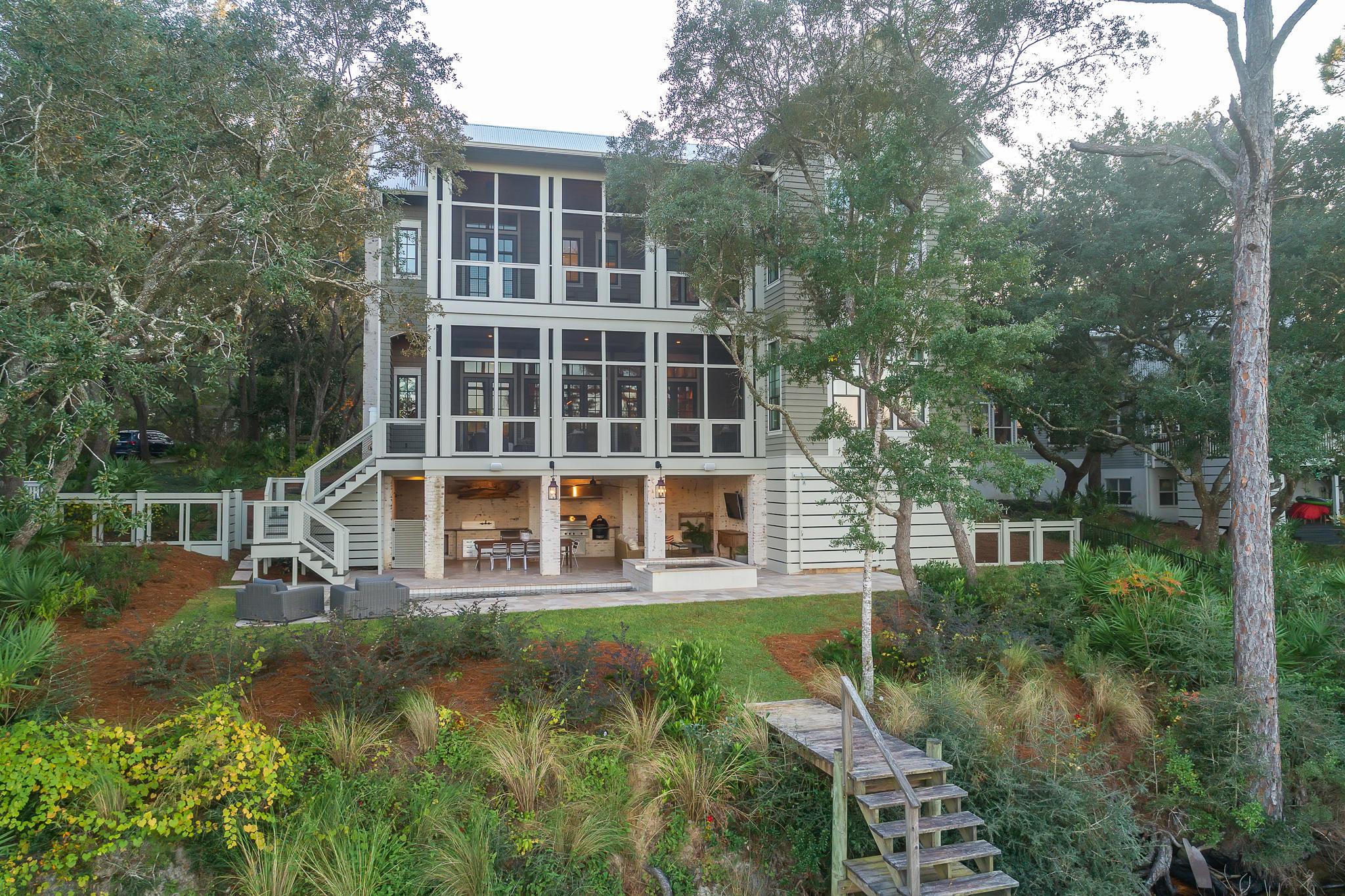 LAKE SHORE ESTATES - Residential