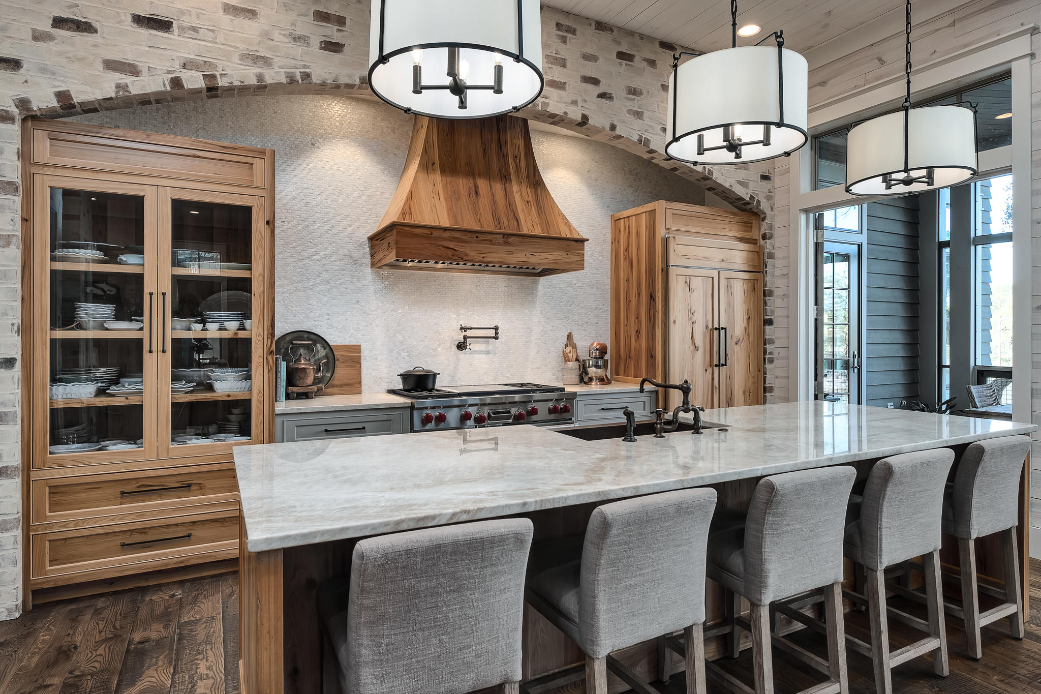 LAKE SHORE ESTATES - Residential