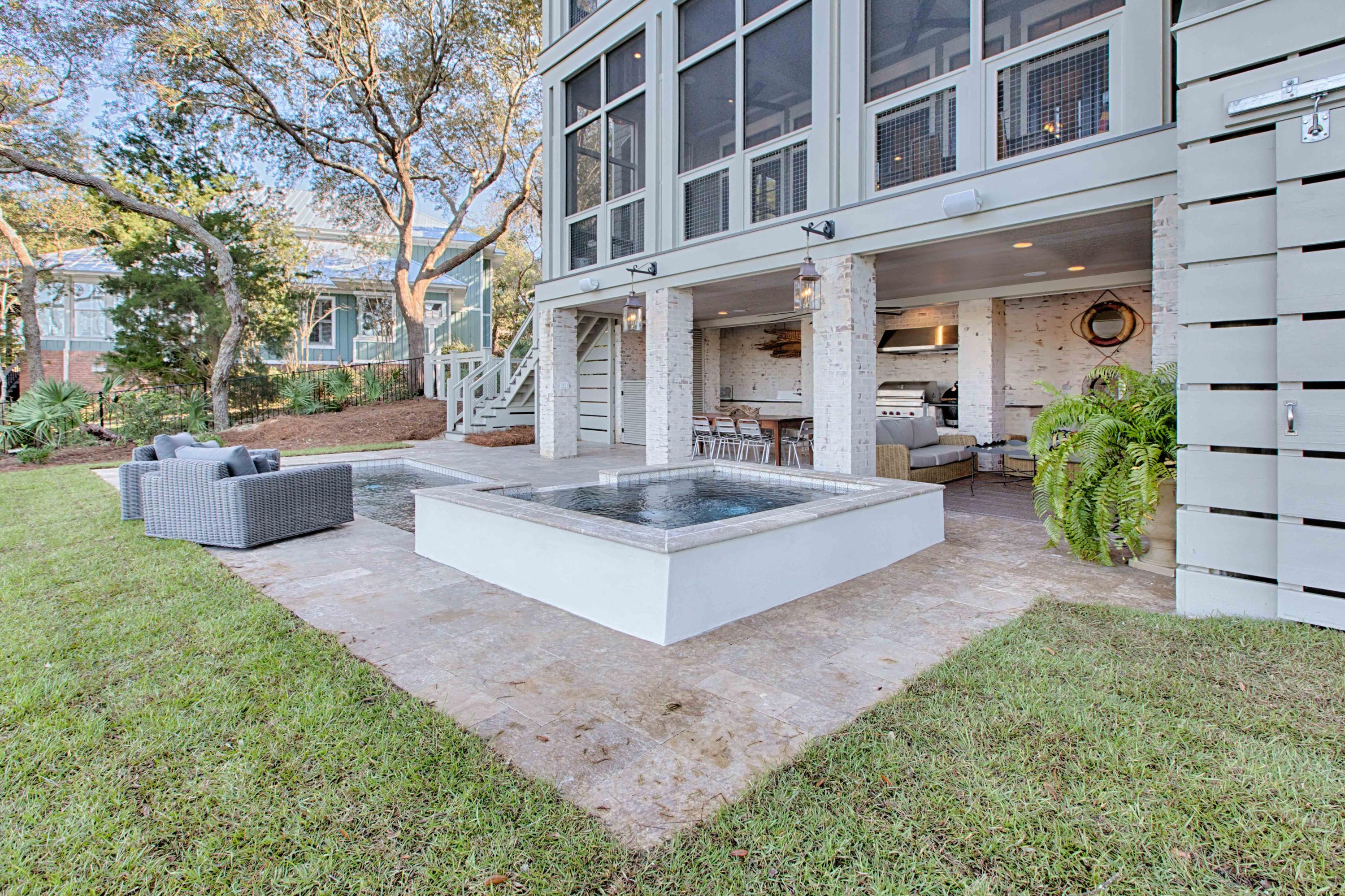 LAKE SHORE ESTATES - Residential