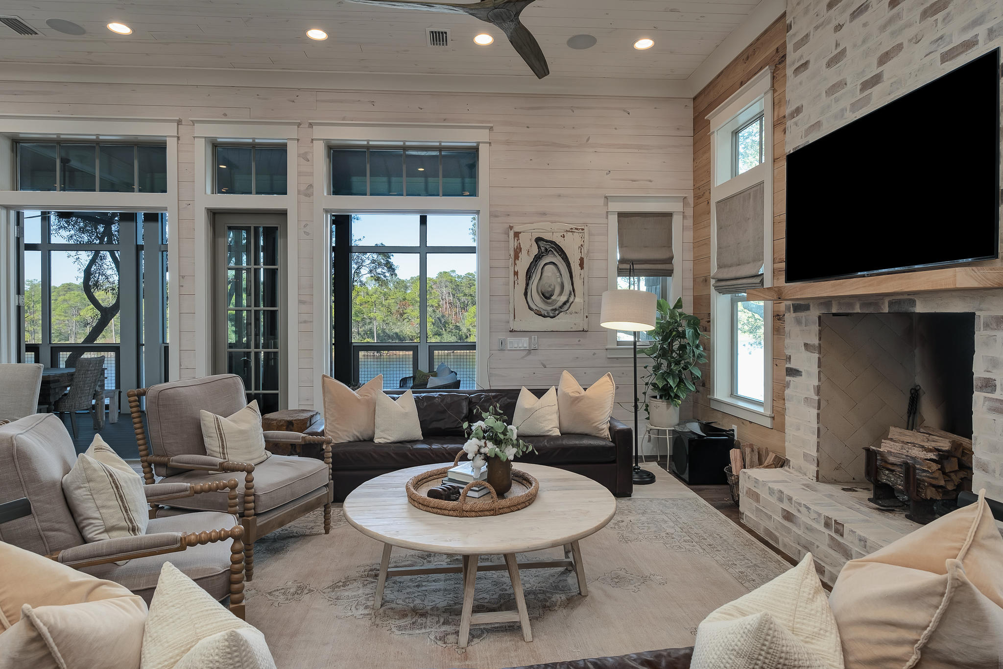 LAKE SHORE ESTATES - Residential