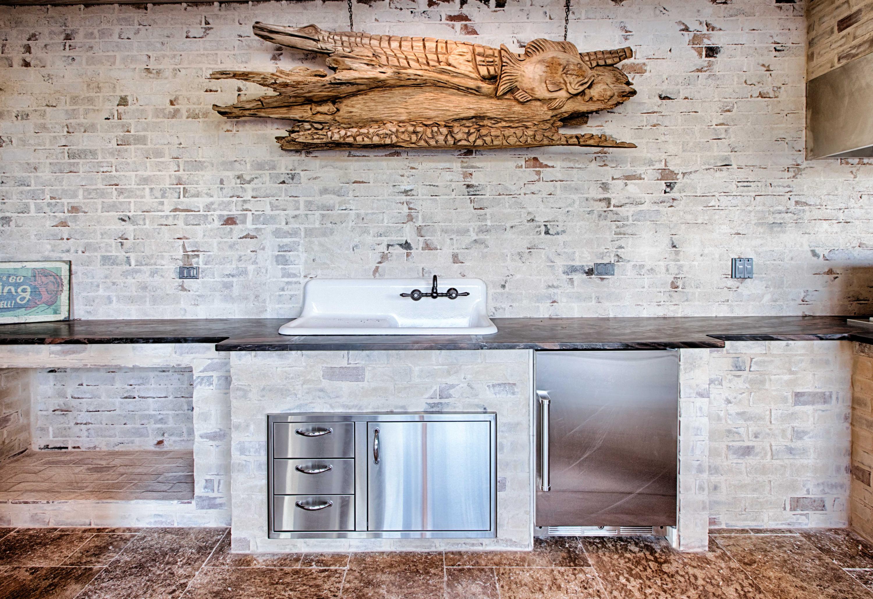 LAKE SHORE ESTATES - Residential