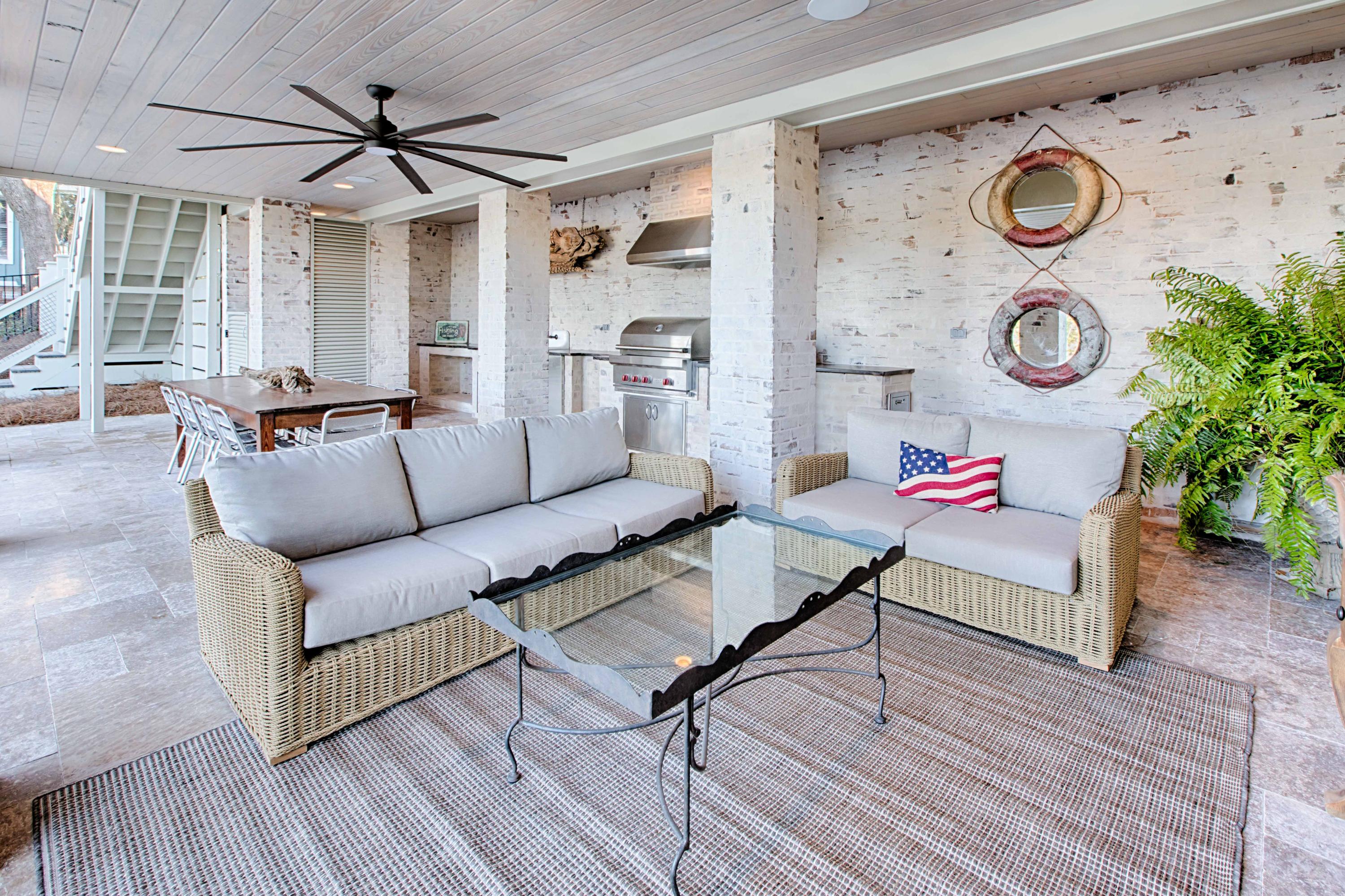 LAKE SHORE ESTATES - Residential