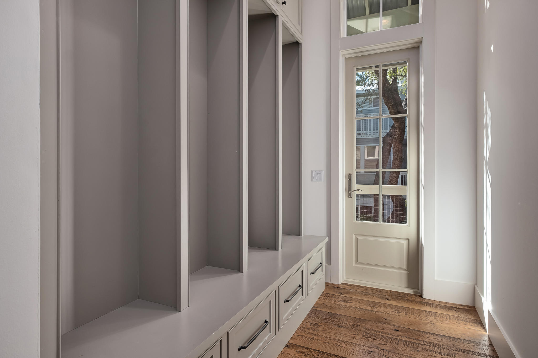 LAKE SHORE ESTATES - Residential