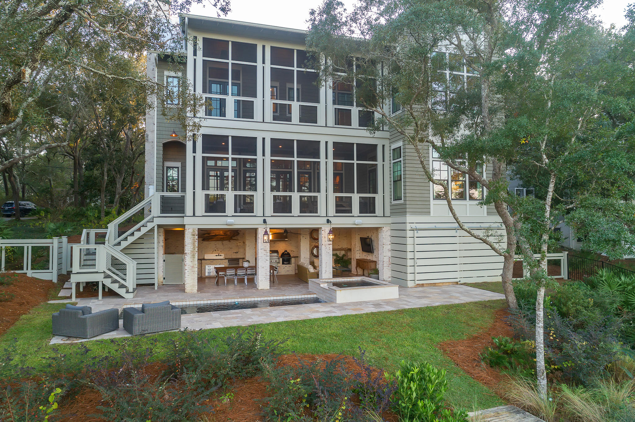 LAKE SHORE ESTATES - Residential