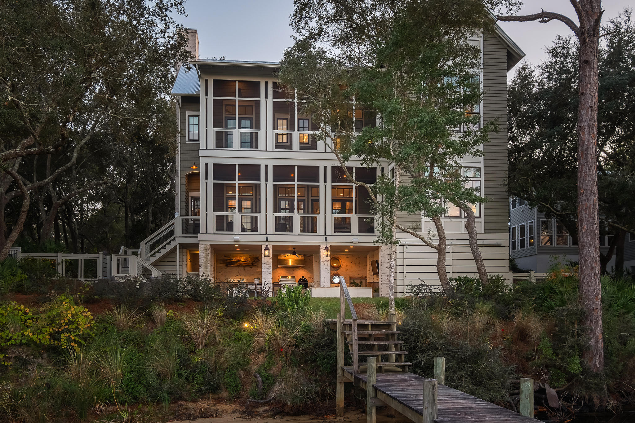 LAKE SHORE ESTATES - Residential