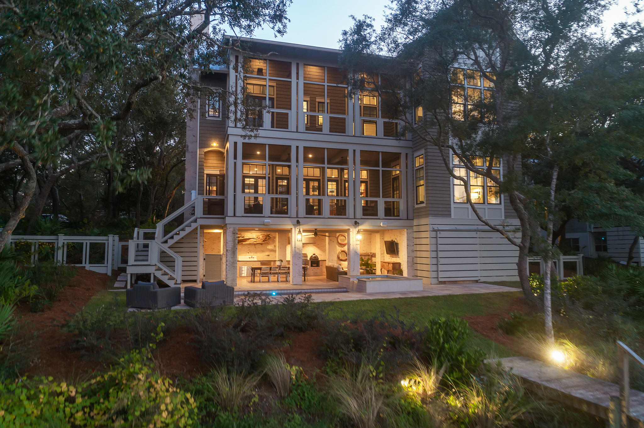 LAKE SHORE ESTATES - Residential