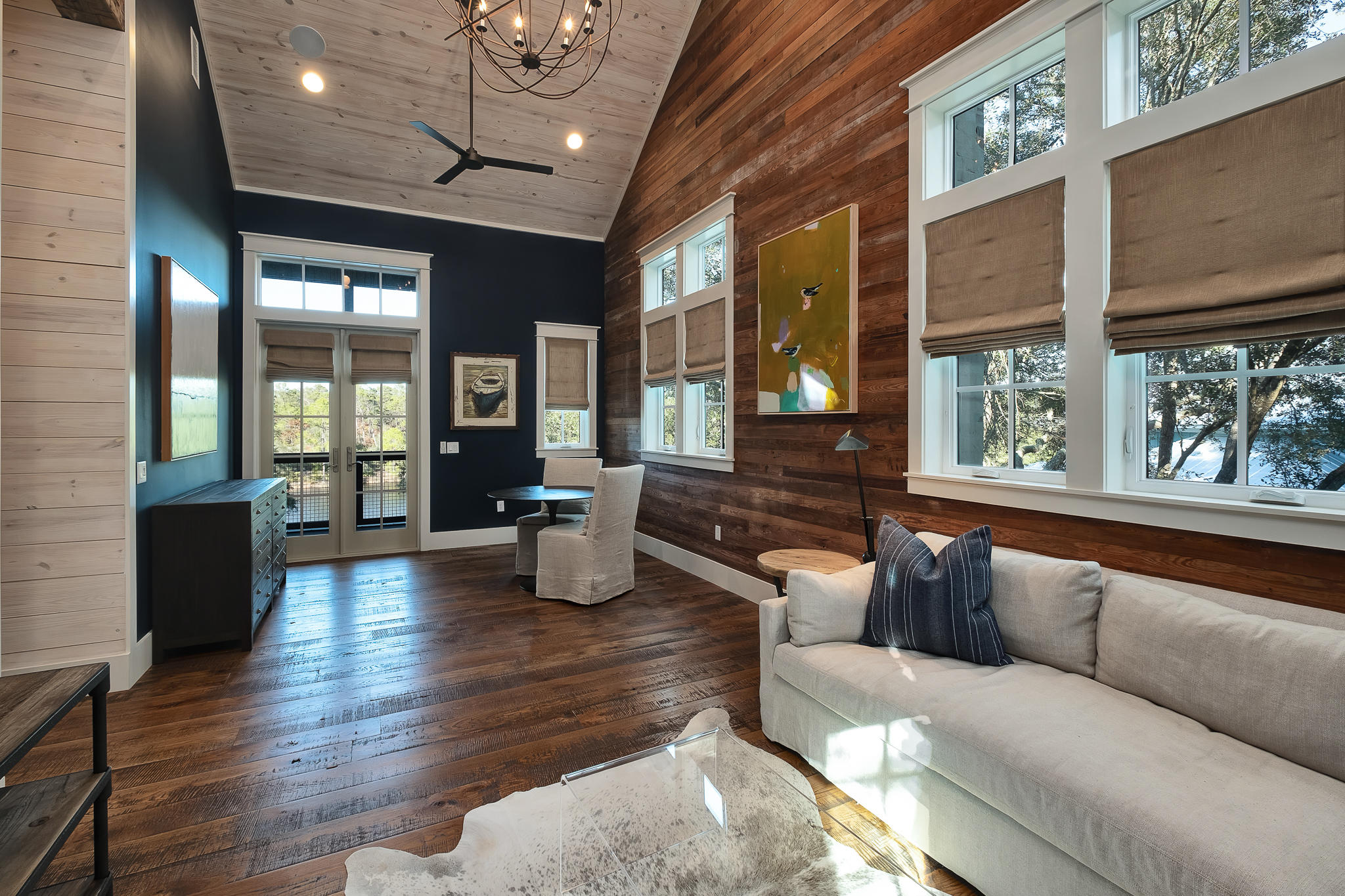 LAKE SHORE ESTATES - Residential